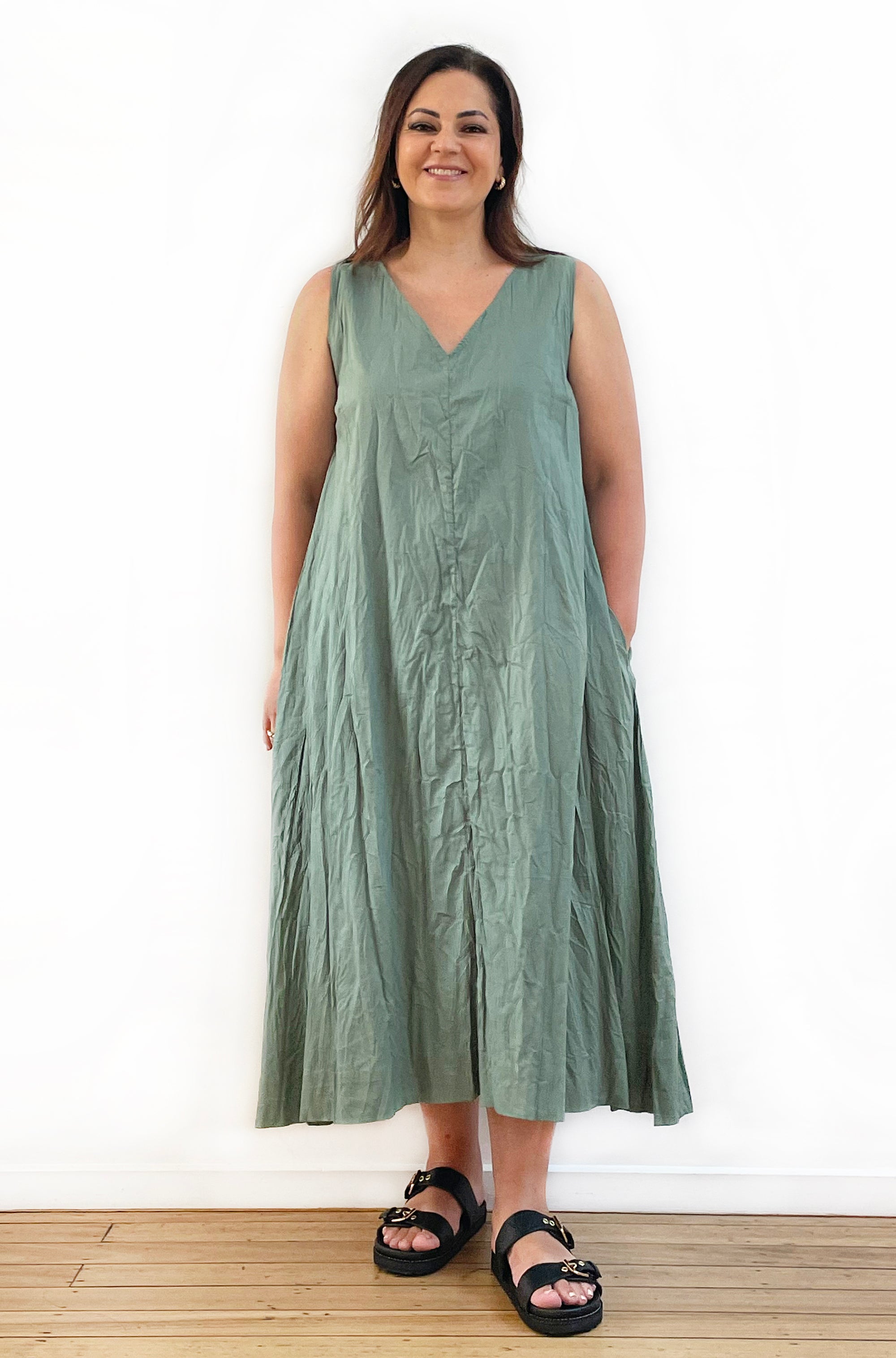 COTTON TWIST & GO SLEEVELESS DRESS SUMMER SAGE