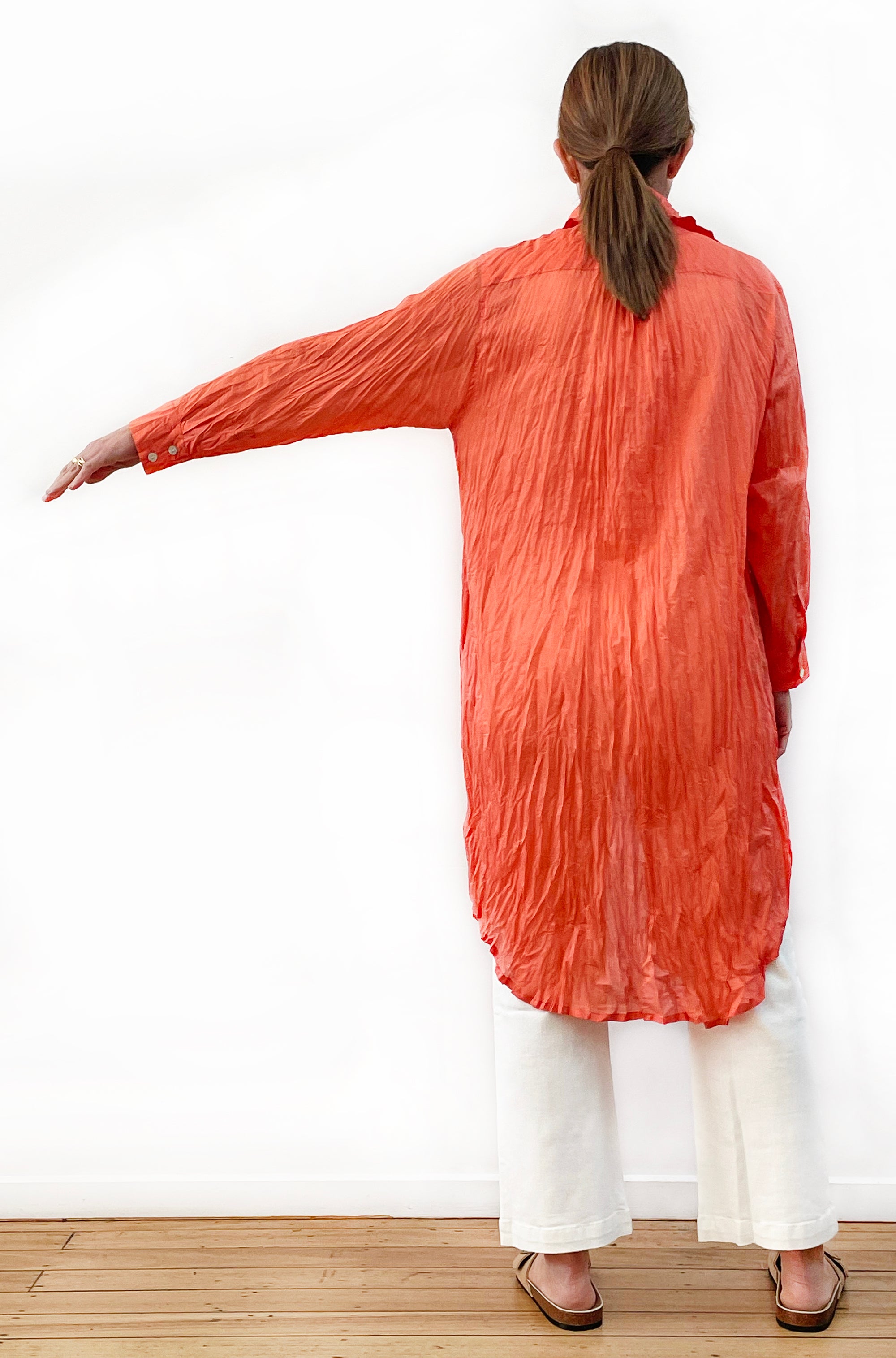 COTTON TWIST & GO LONGLINE SHIRT TANGELO
