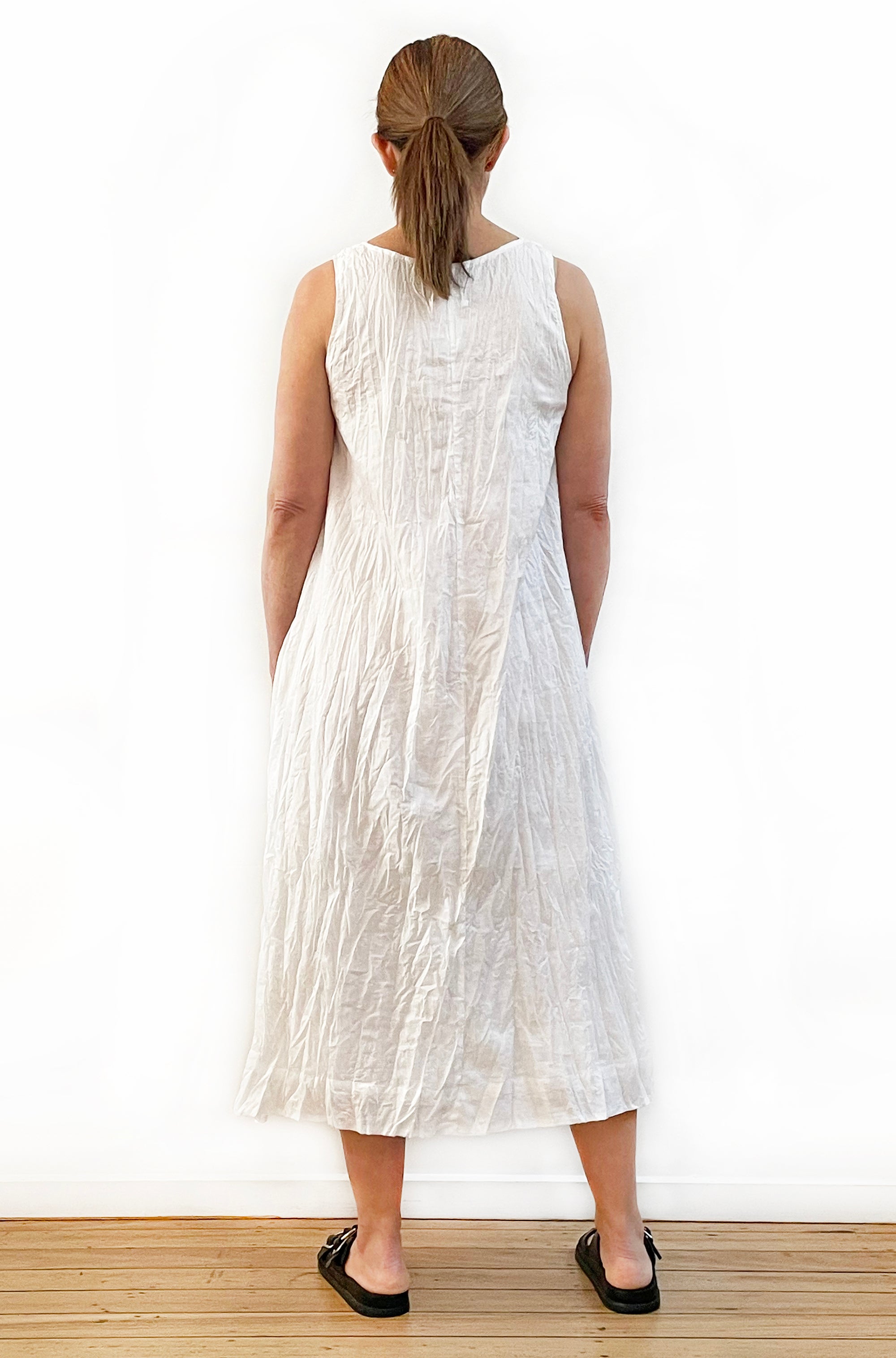 COTTON TWIST & GO SLEEVELESS DRESS WHITE