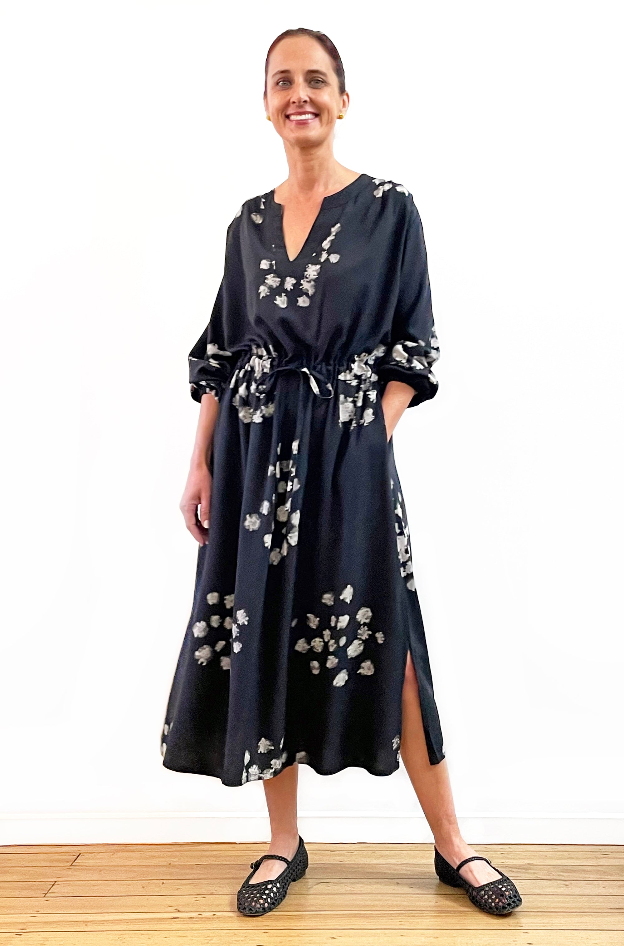 HAND DYED SPLIT NECK DRESS BLOSSOM