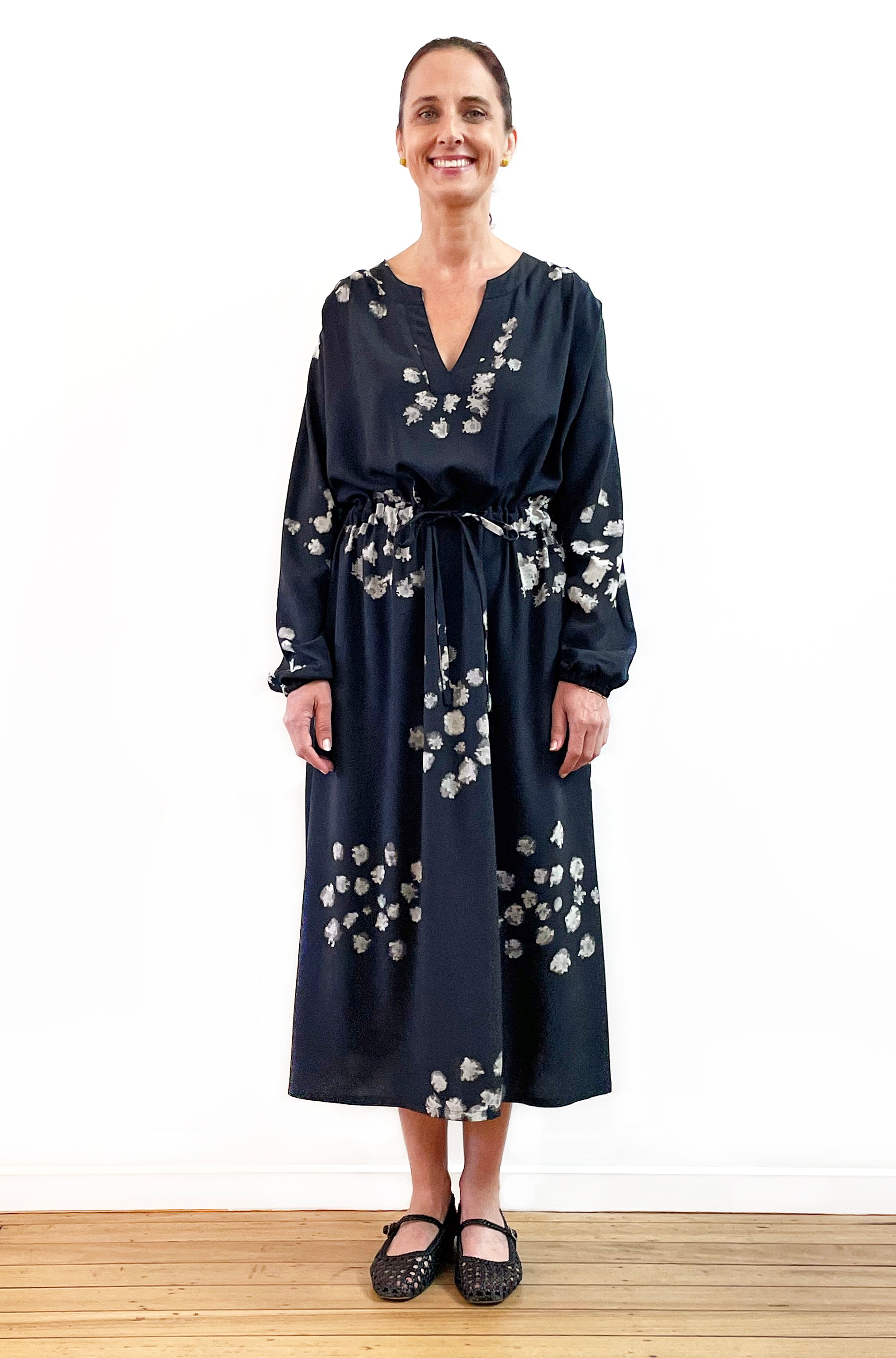 HAND DYED SPLIT NECK DRESS BLOSSOM