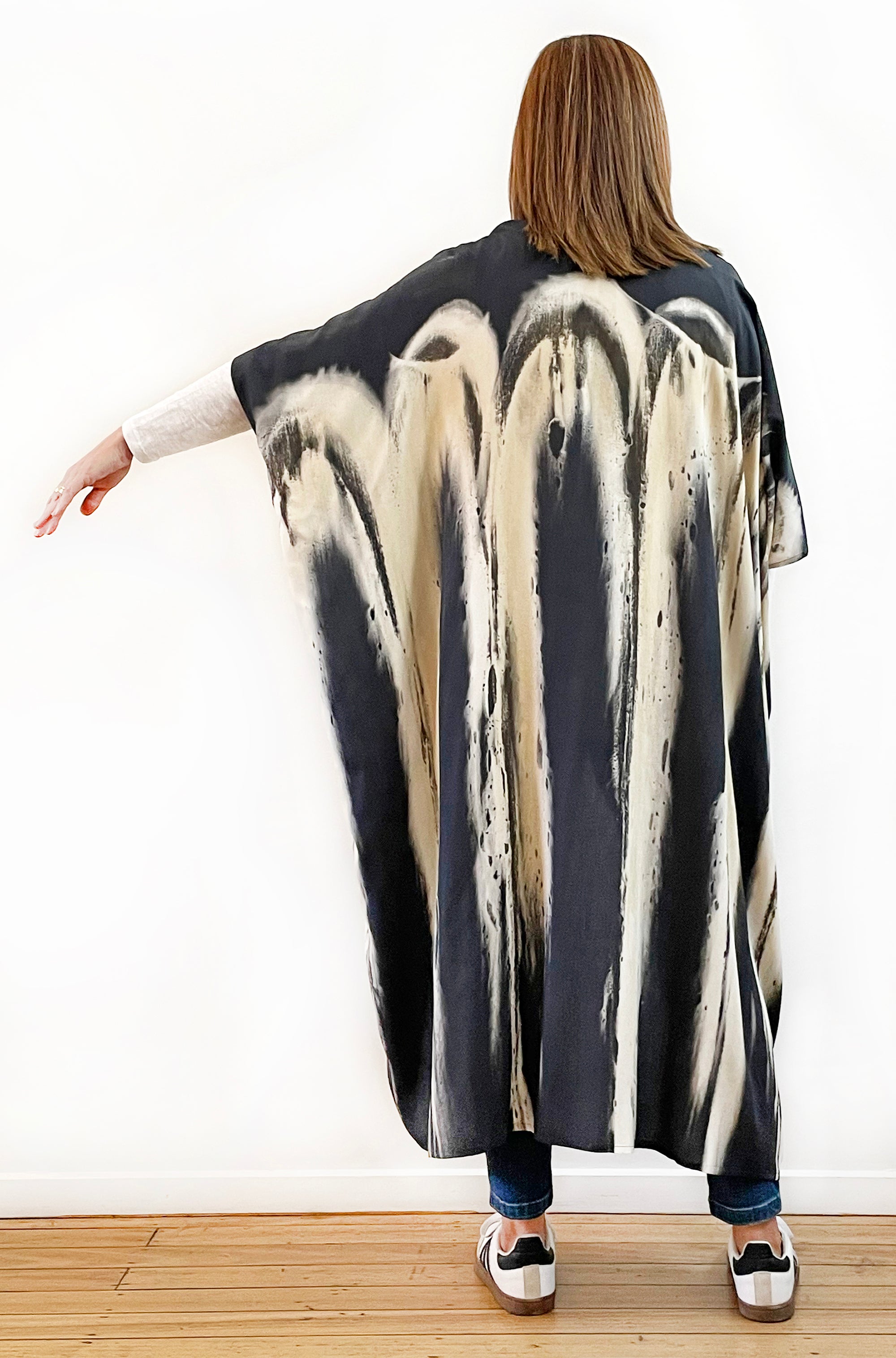 HAND DYED KIMONO SAND