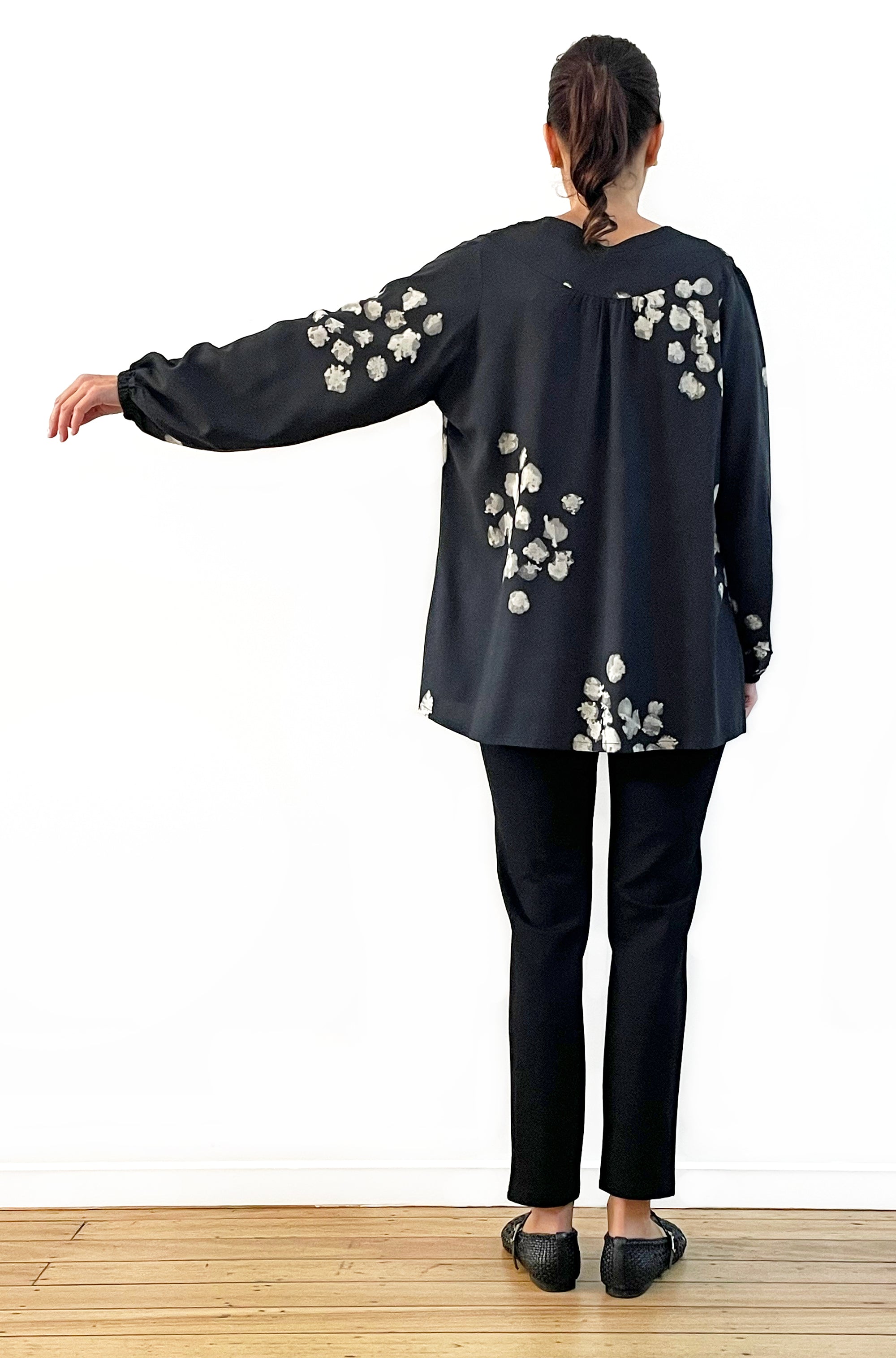 HAND DYED SPLIT NECK TOP BLOSSOM