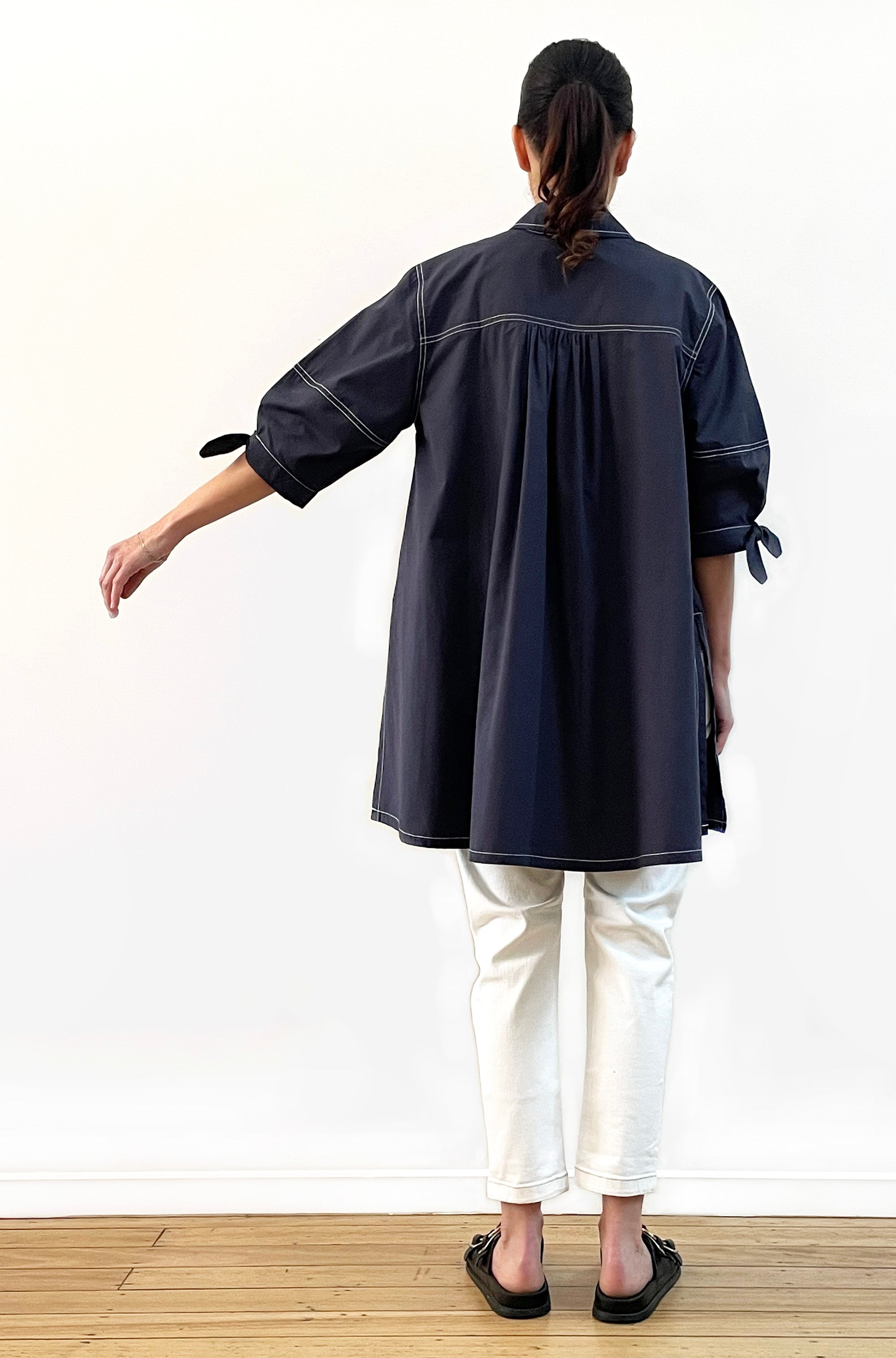 COTTON LANTERN SLEEVE SWING SHIRT WASHED NAVY