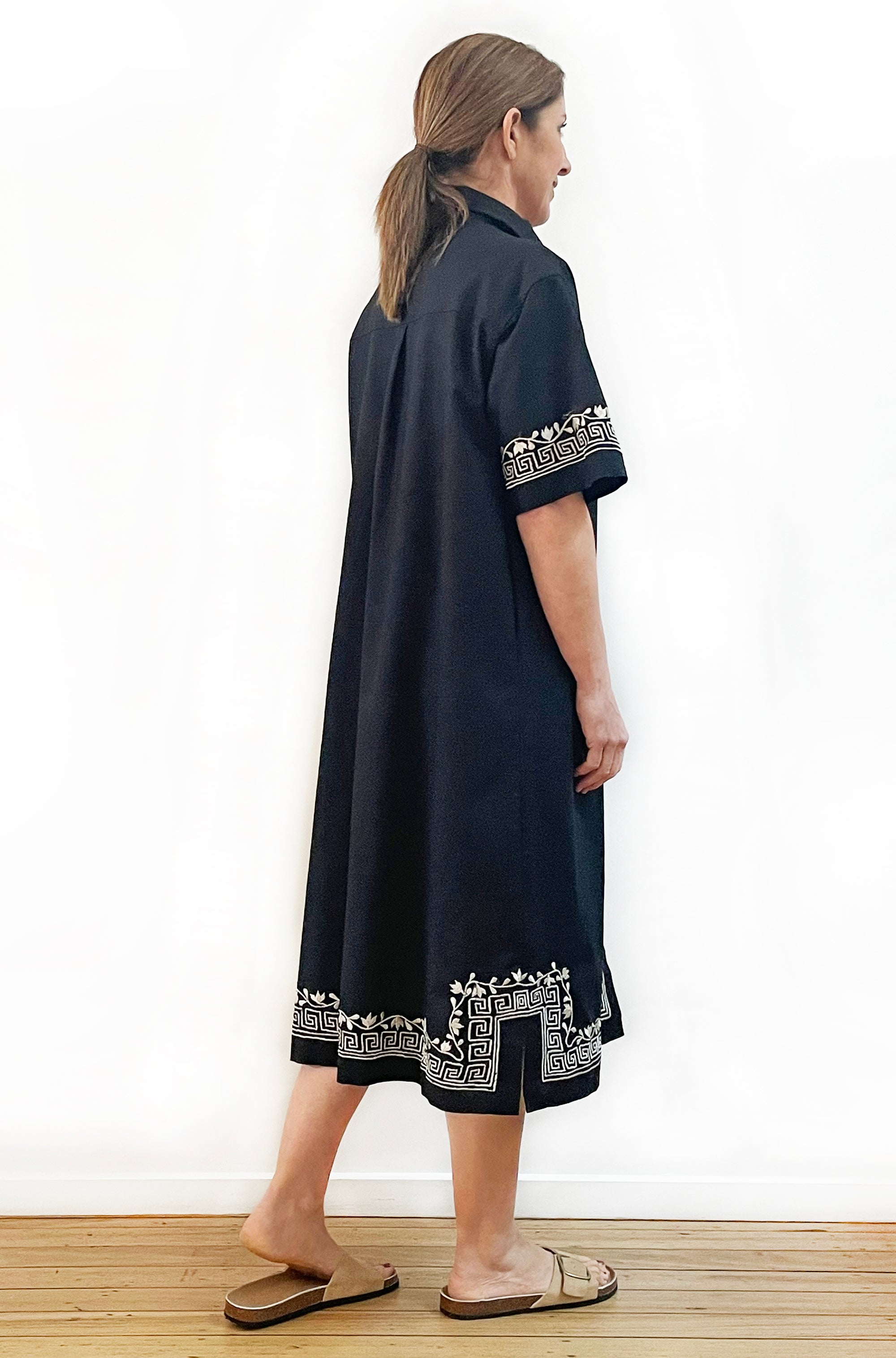 LINEN EMBROIDERED DRESS BLACK