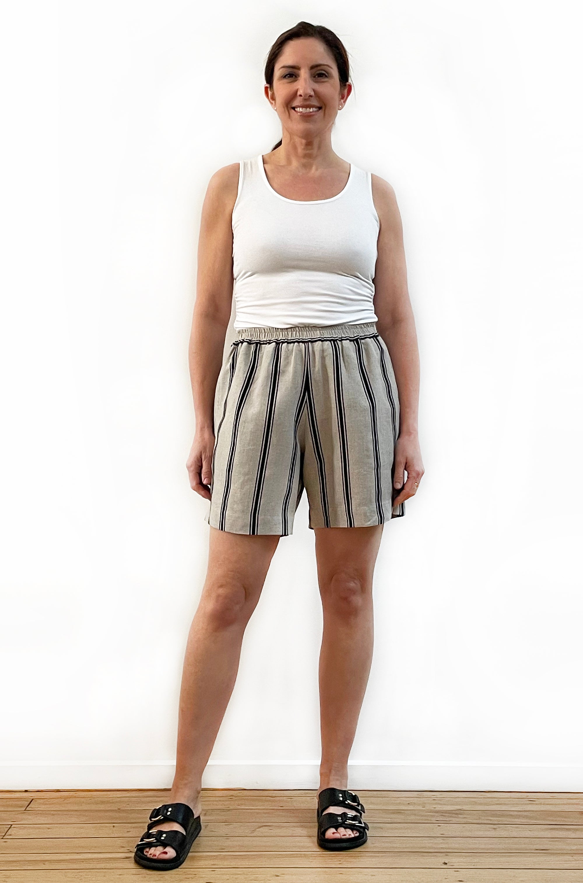 LINEN SHORT NATURAL STRIPE