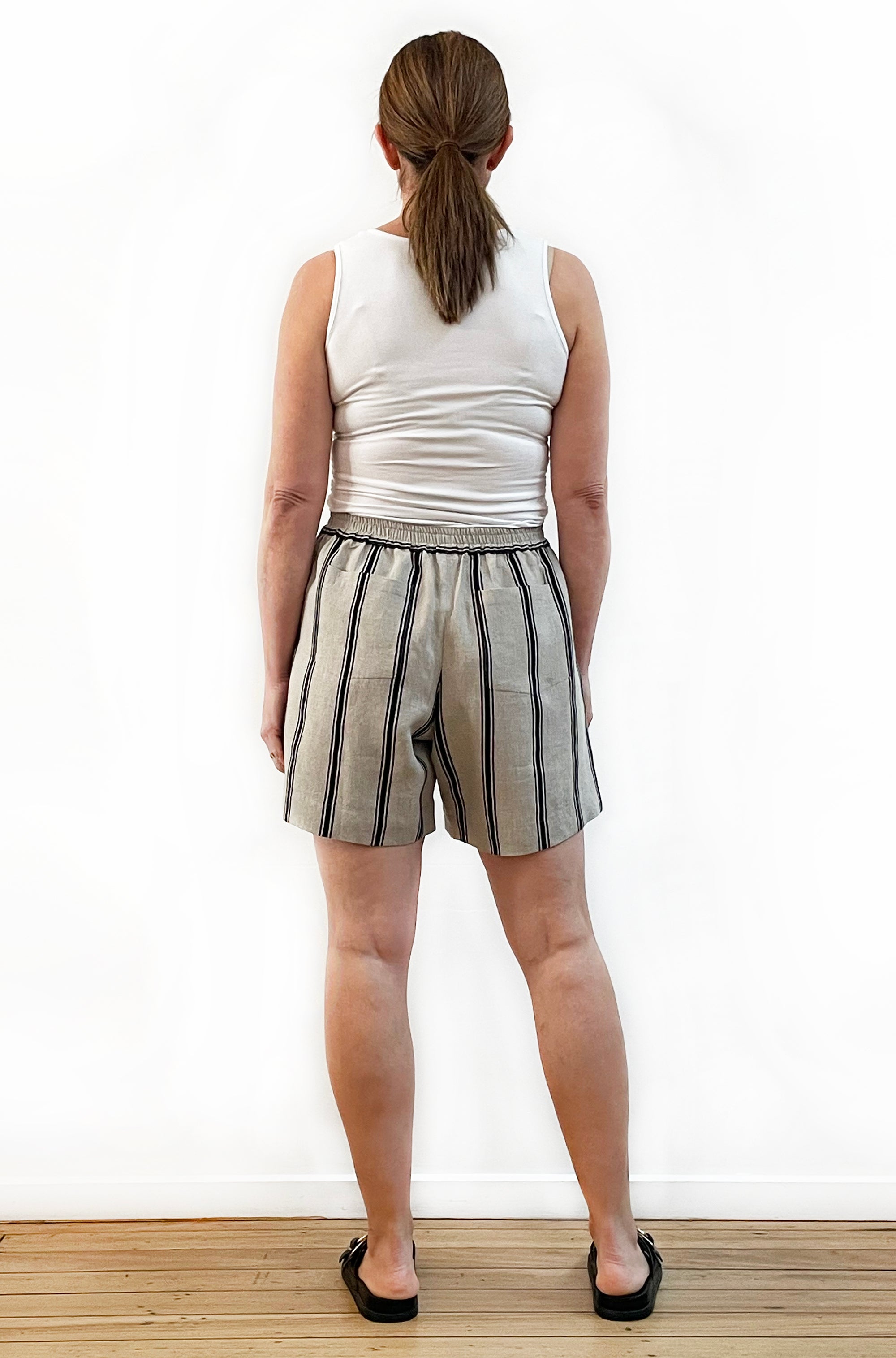 LINEN SHORT NATURAL STRIPE