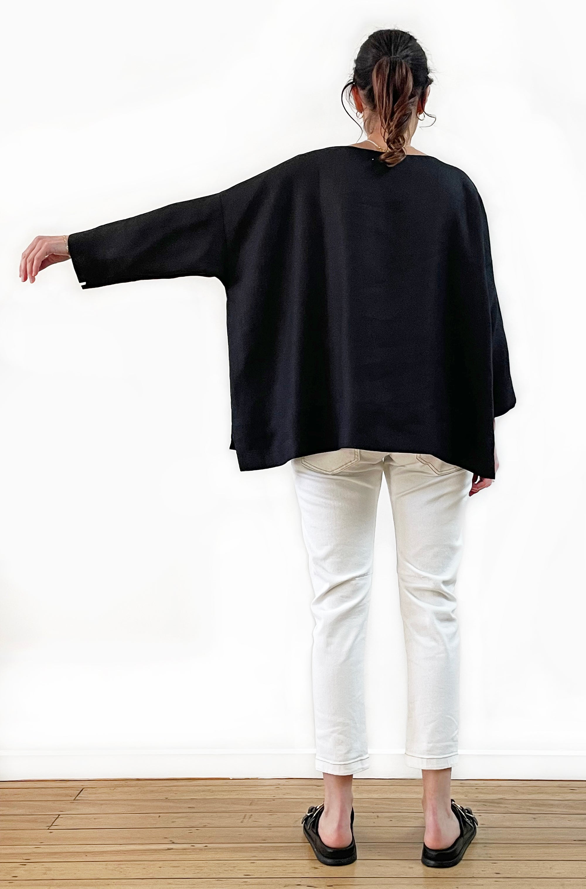 LINEN SLOUCHY TOP BLACK
