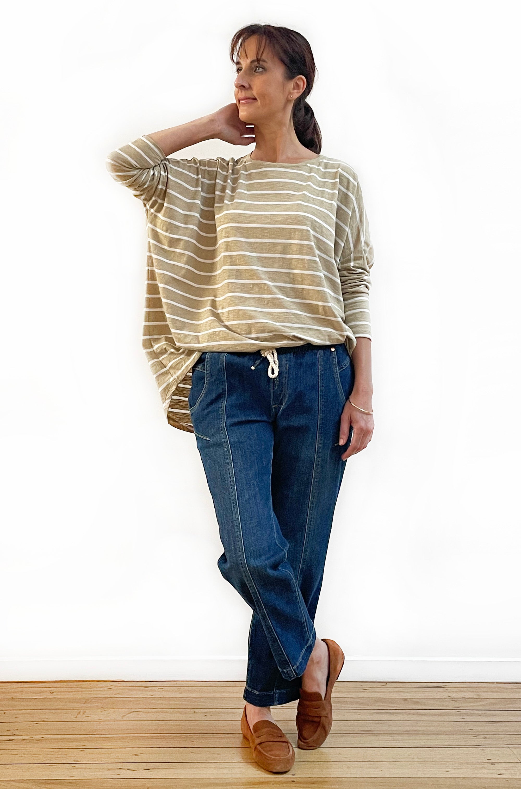 LONG SLEEVE CURVED HEM BOX TOP STONE STRIPE