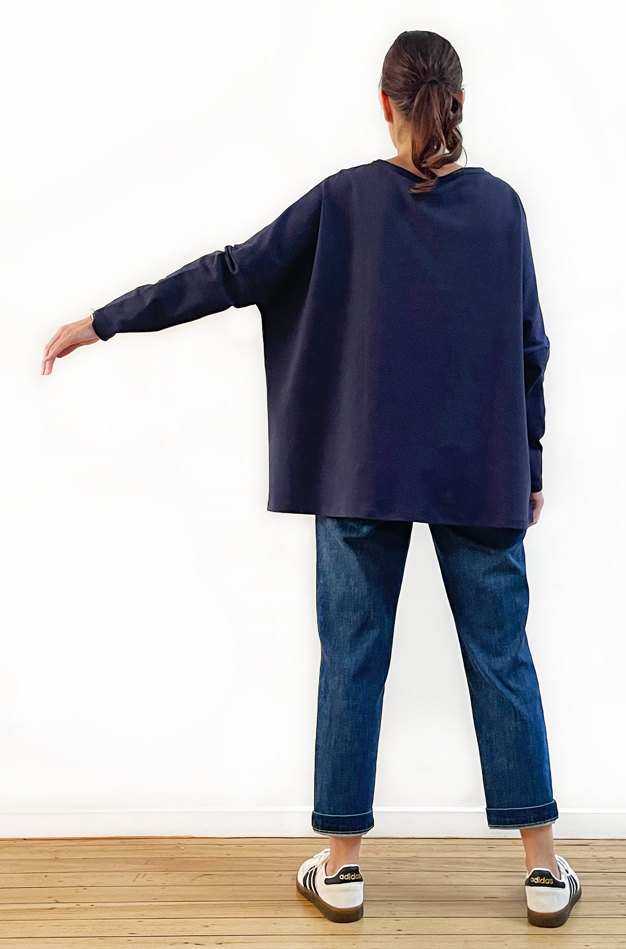 BAMBOO/ORGANIC COTTON SQUARE HEM BOX TOP NAVY