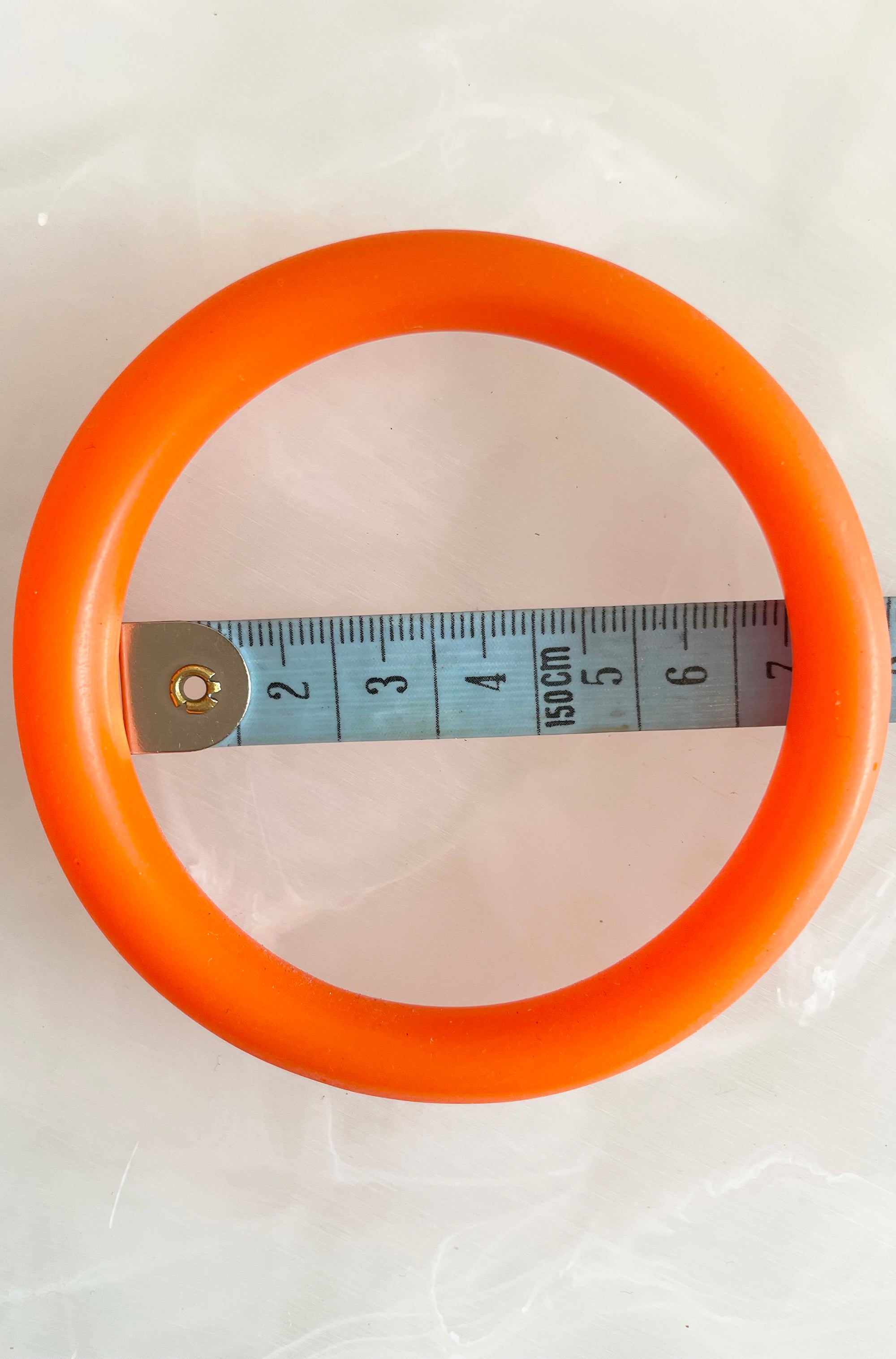 RESIN ROUND BANGLE BRIGHT ORANGE