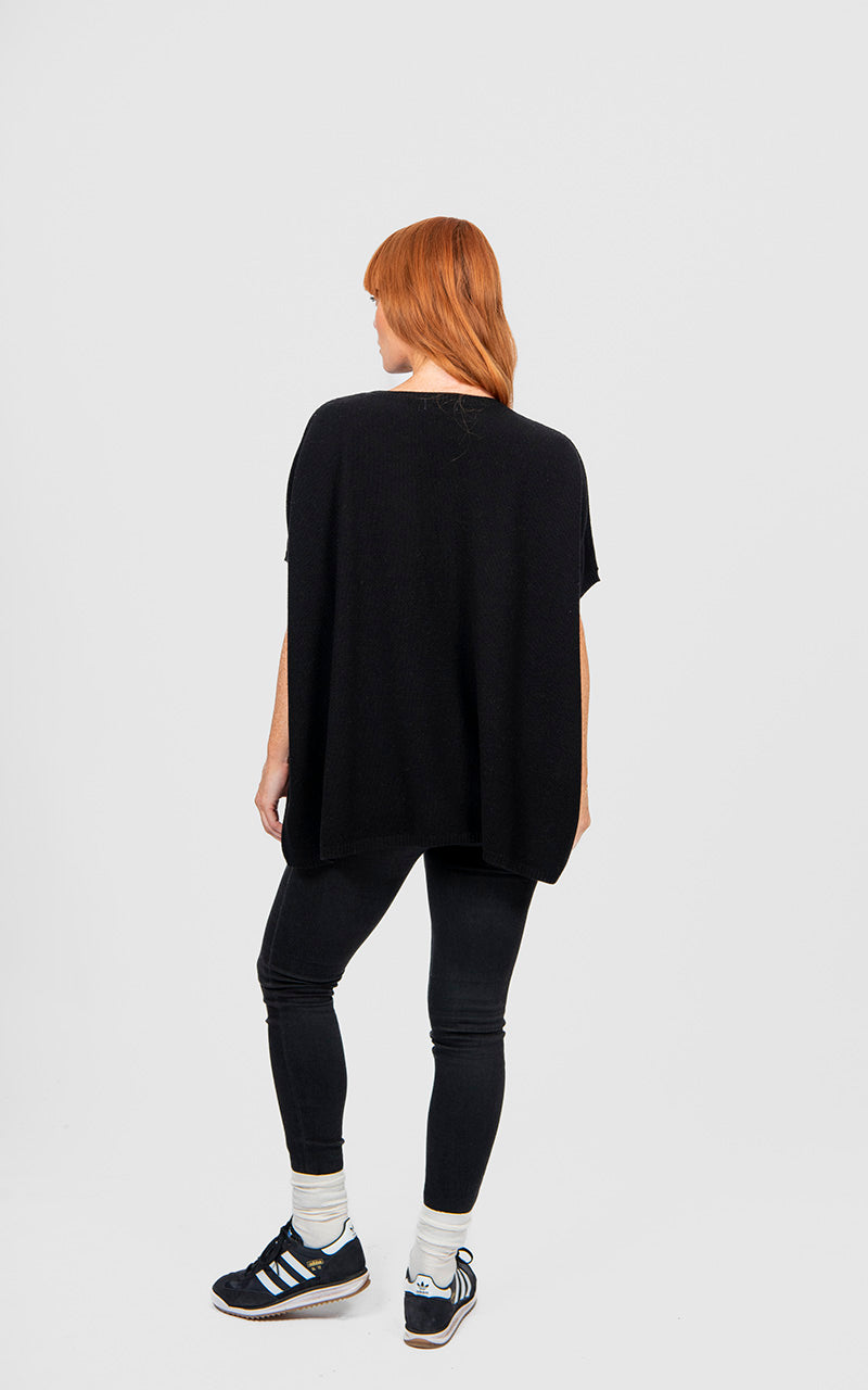 BRIDGE & LORD MERINO CASHMERE SEED STITCH PONCHO BLACK