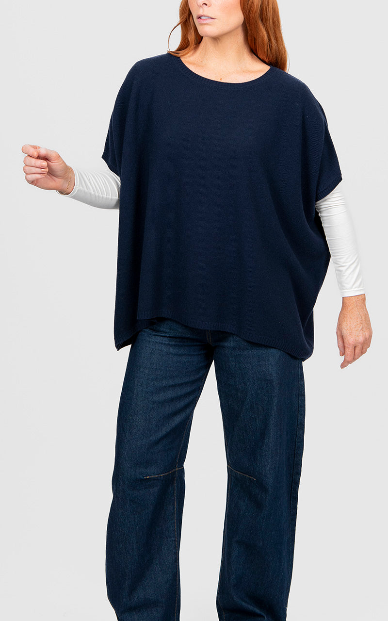 BRIDGE & LORD MERINO CASHMERE SEED STITCH PONCHO INK NAVY