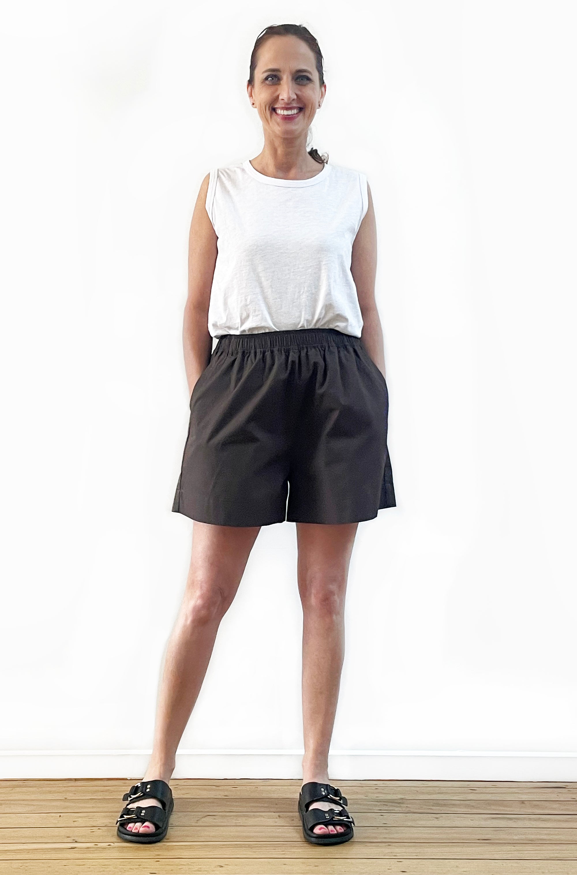 COTTON SHORT DARK CHOCOLATE