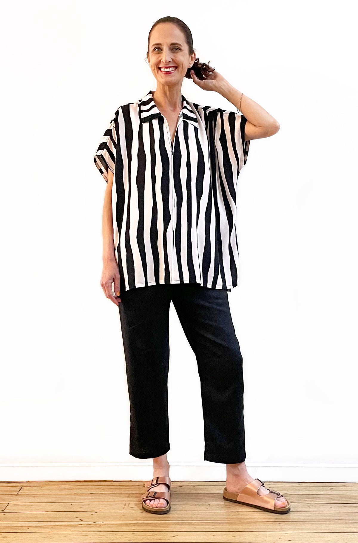STRIPE PRINT POPOVER SHIRT BLACK