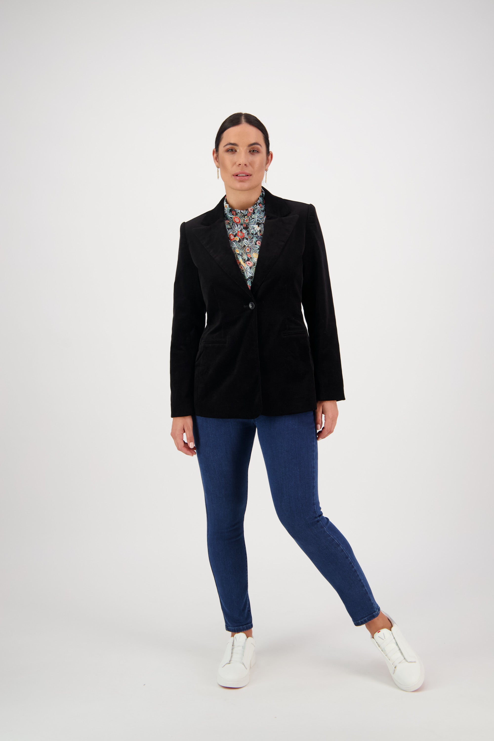 VASSALLI SHAPED PINWALE CORD BLAZER BLACK