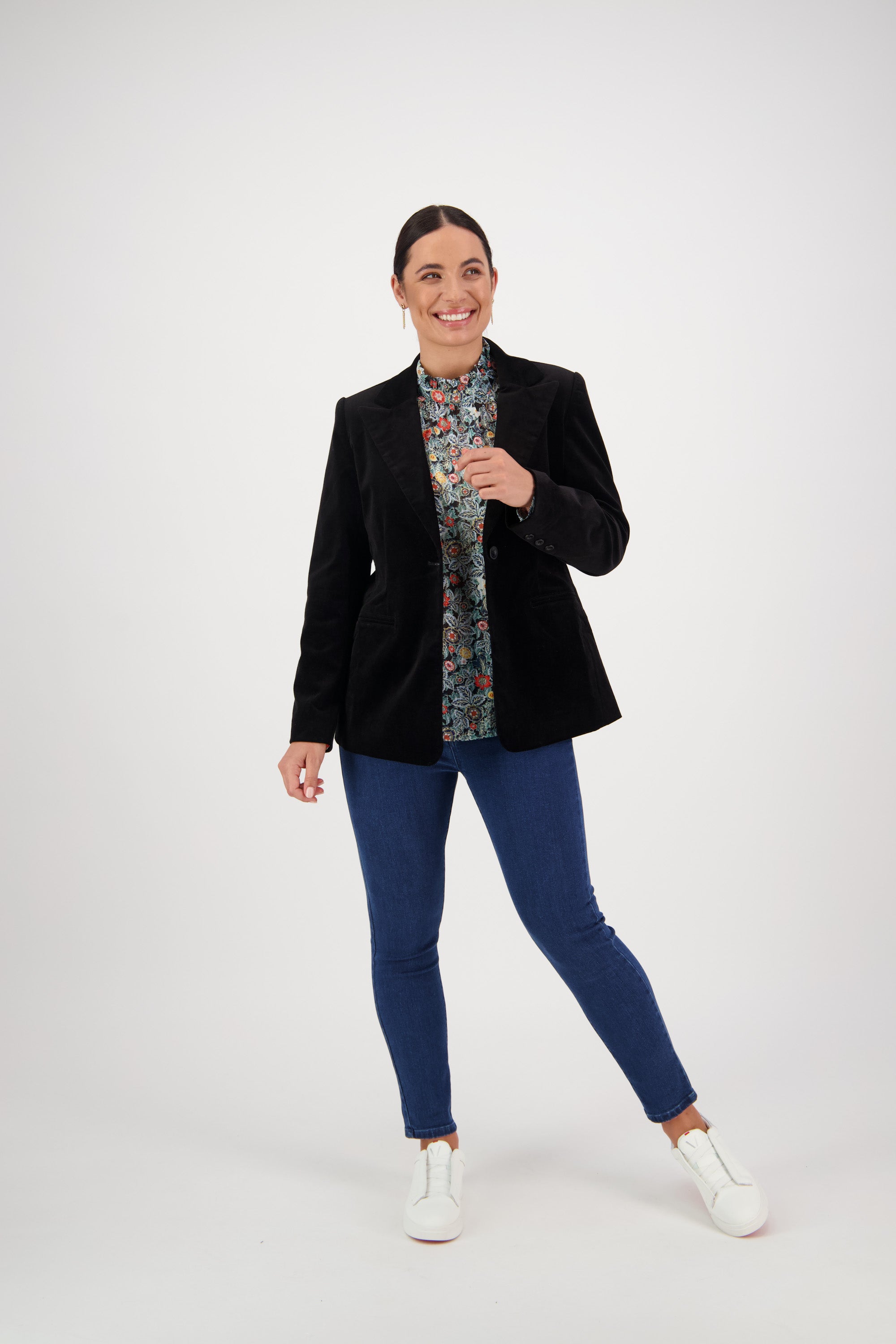 VASSALLI SHAPED PINWALE CORD BLAZER BLACK