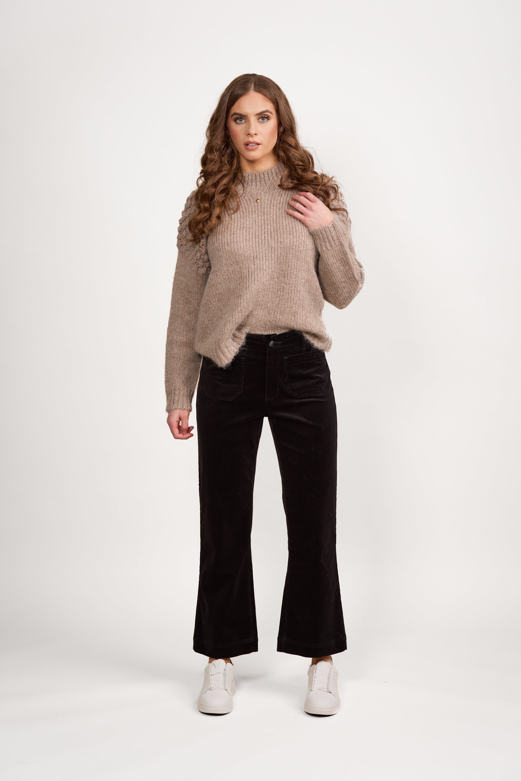 VASSALLI WIDE LEG ANKLE GRAZER CORD PANT BLACK