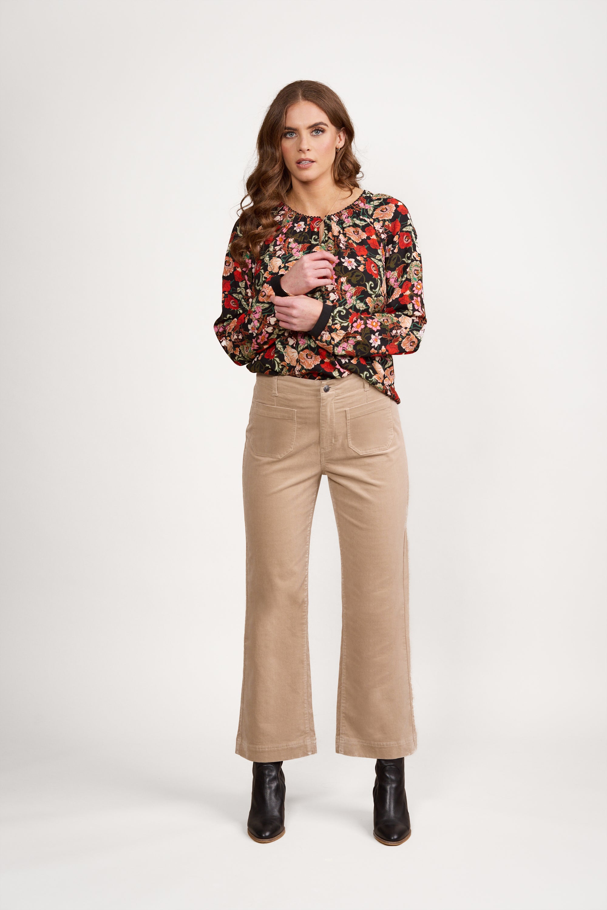 VASSALLI WIDE LEG ANKLE GRAZER CORD PANT OAT