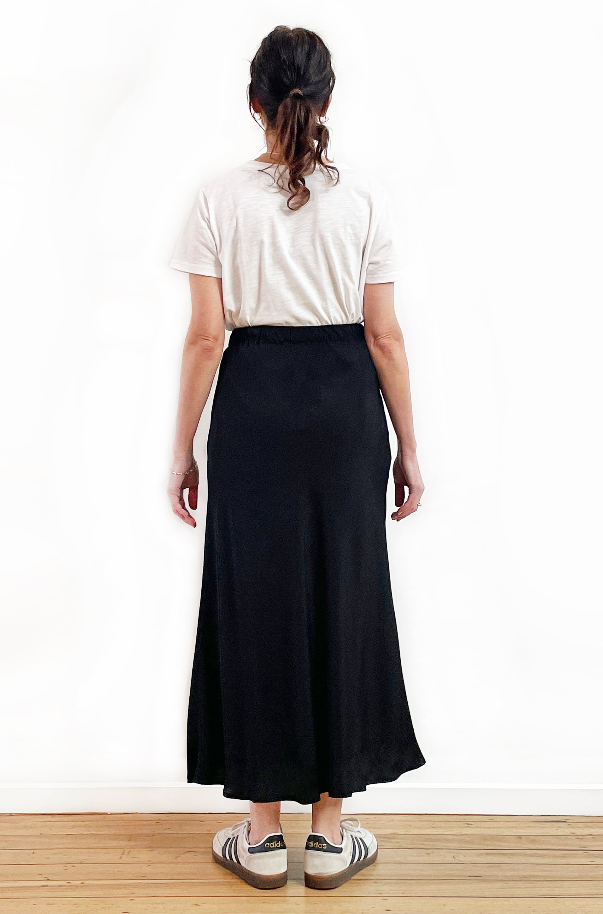 VISCOSE BIAS CUT MIDI SKIRT BLACK