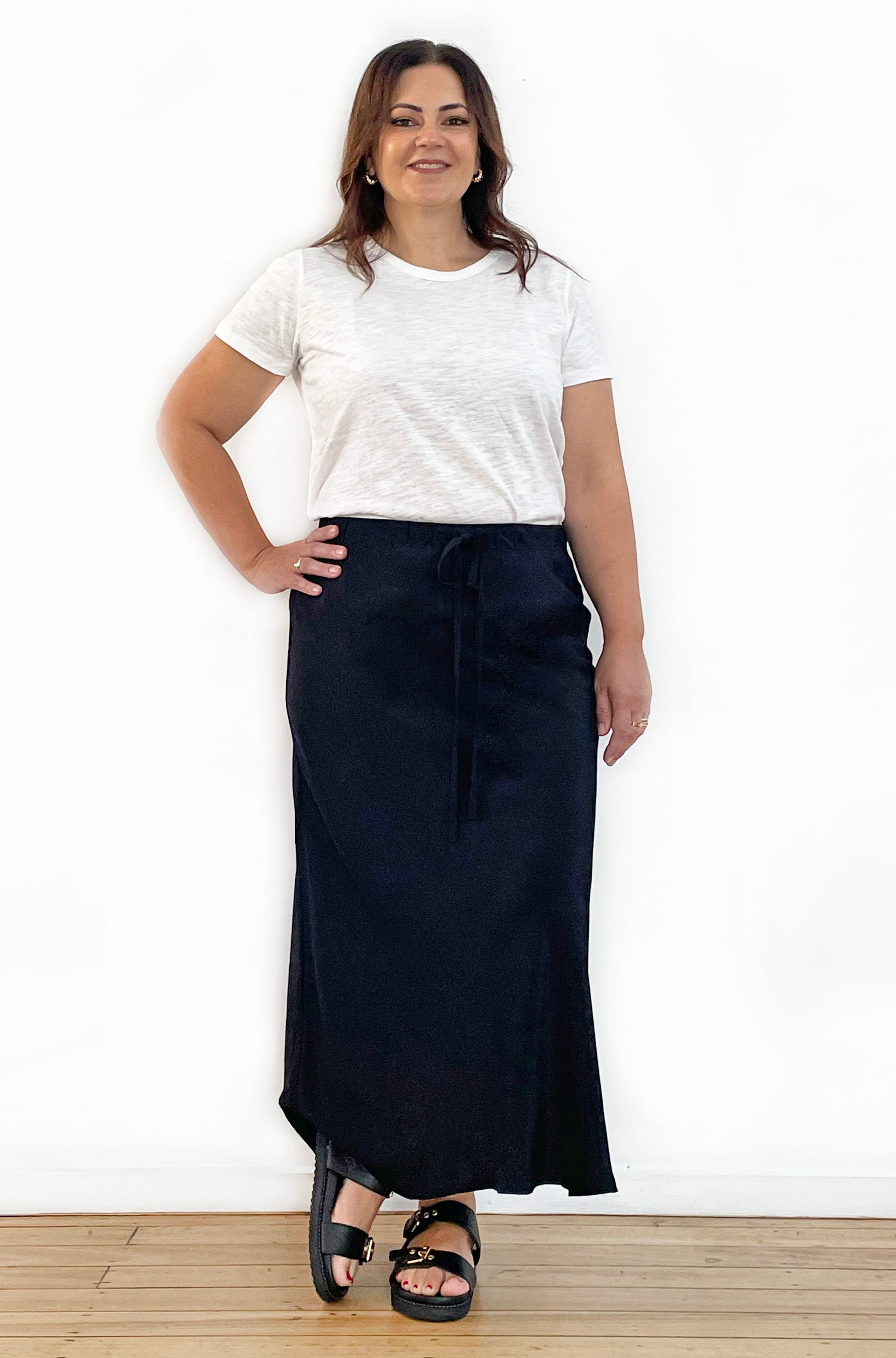 VISCOSE BIAS CUT MIDI SKIRT BLACK