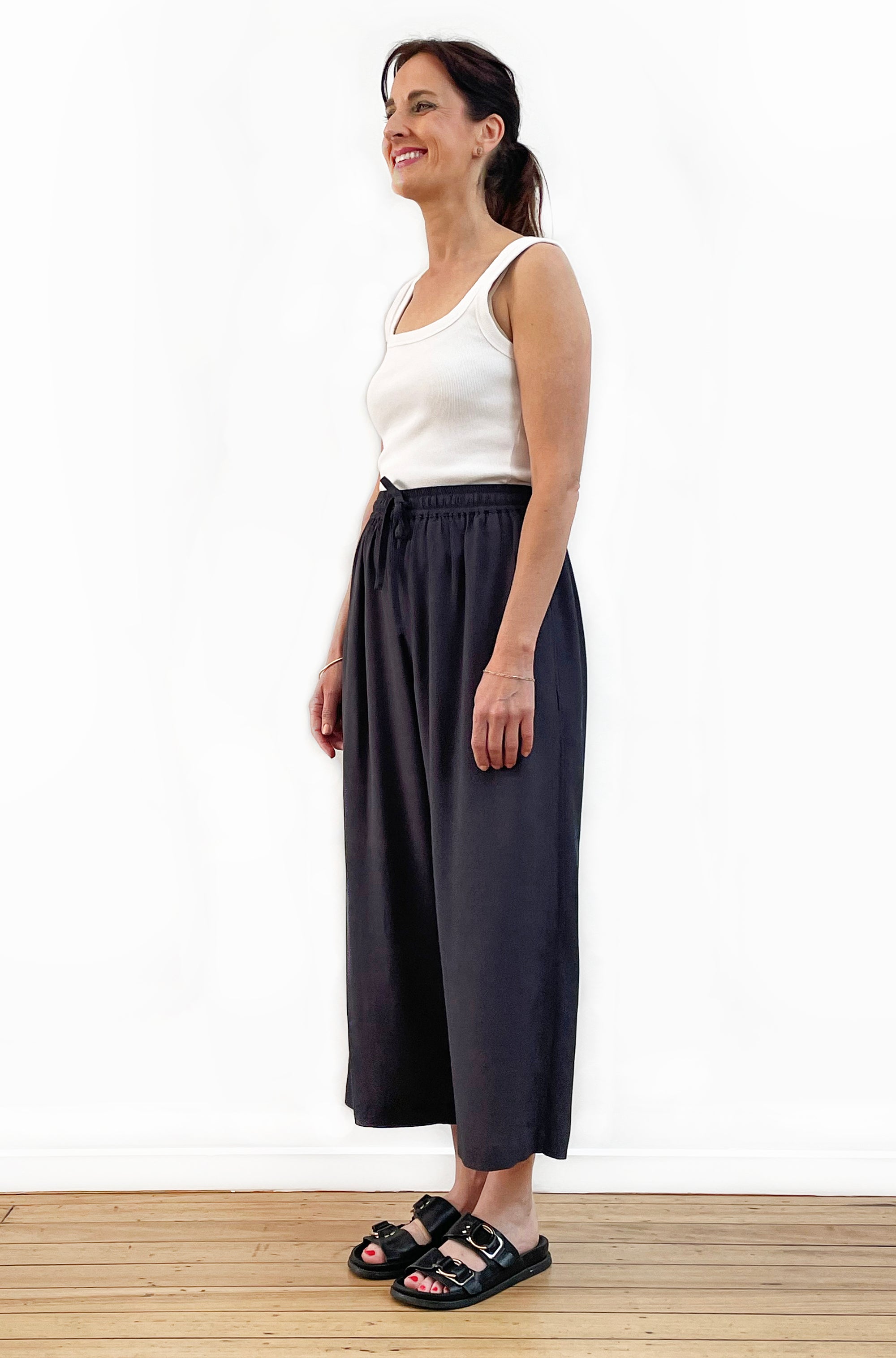 VISCOSE CROPPED WIDE LEG PANT LEAD GREY