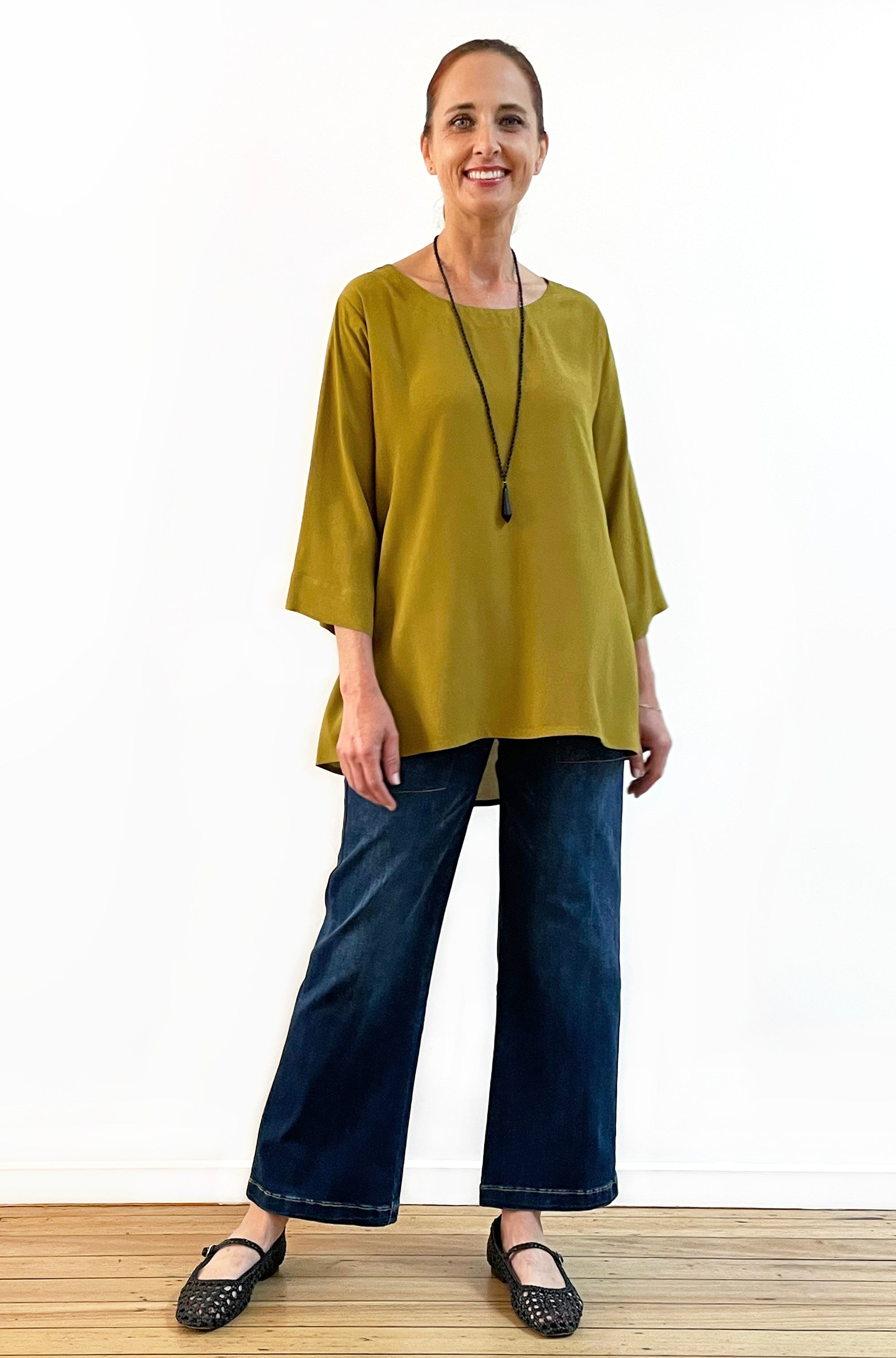 VISCOSE 3/4 SLEEVE HI LO TOP MOSS