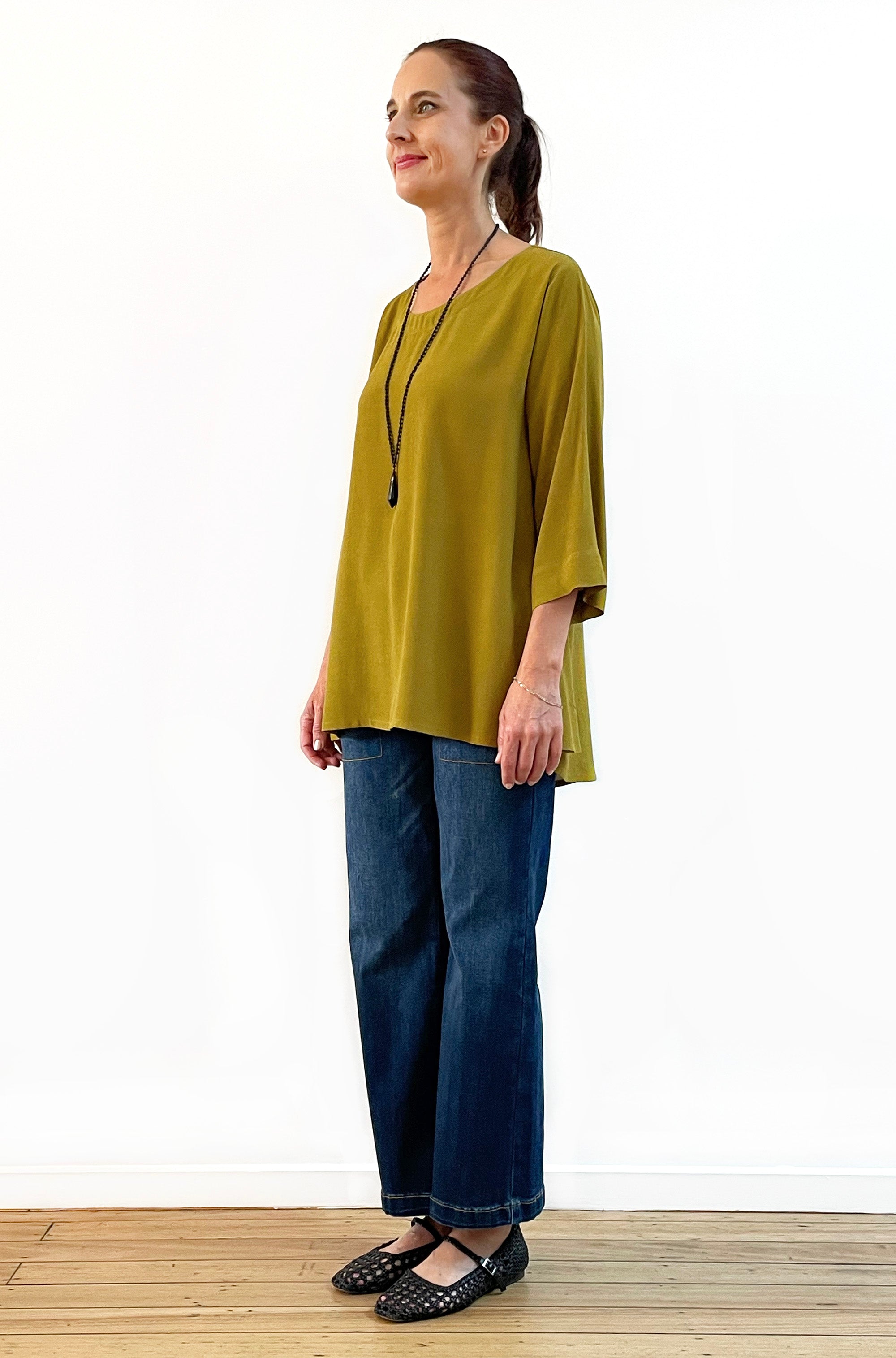 VISCOSE 3/4 SLEEVE HI LO TOP MOSS
