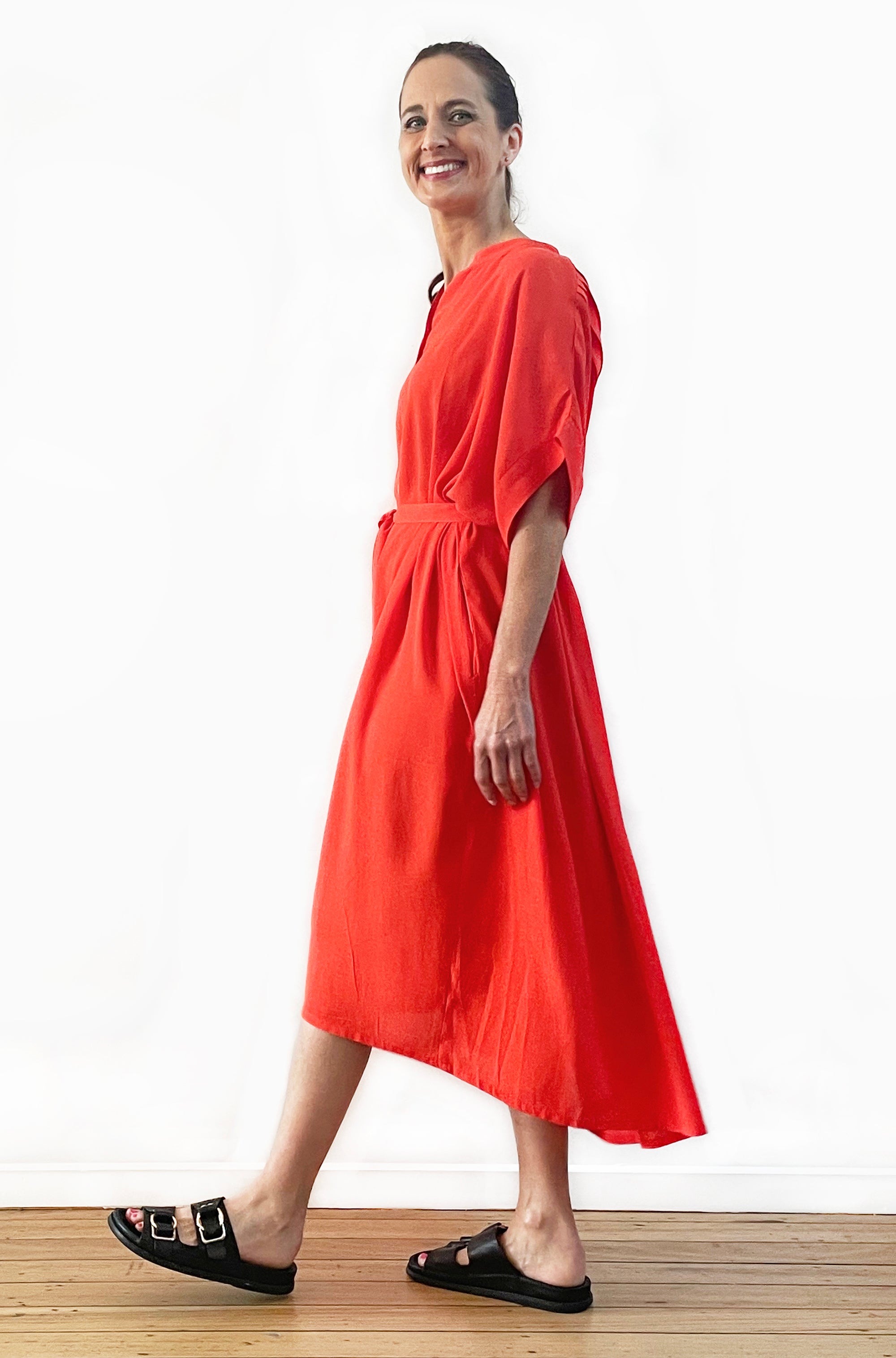 VISCOSE PLEAT BACK DRESS FLAME
