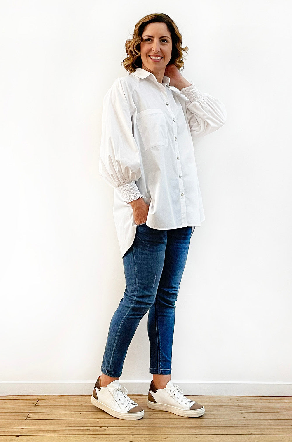COTTON SHIRRED SLEEVE SHIRT WHITE