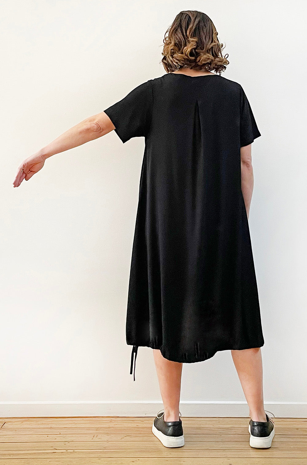 VISCOSE TIE HEM HI LO DRESS BLACK