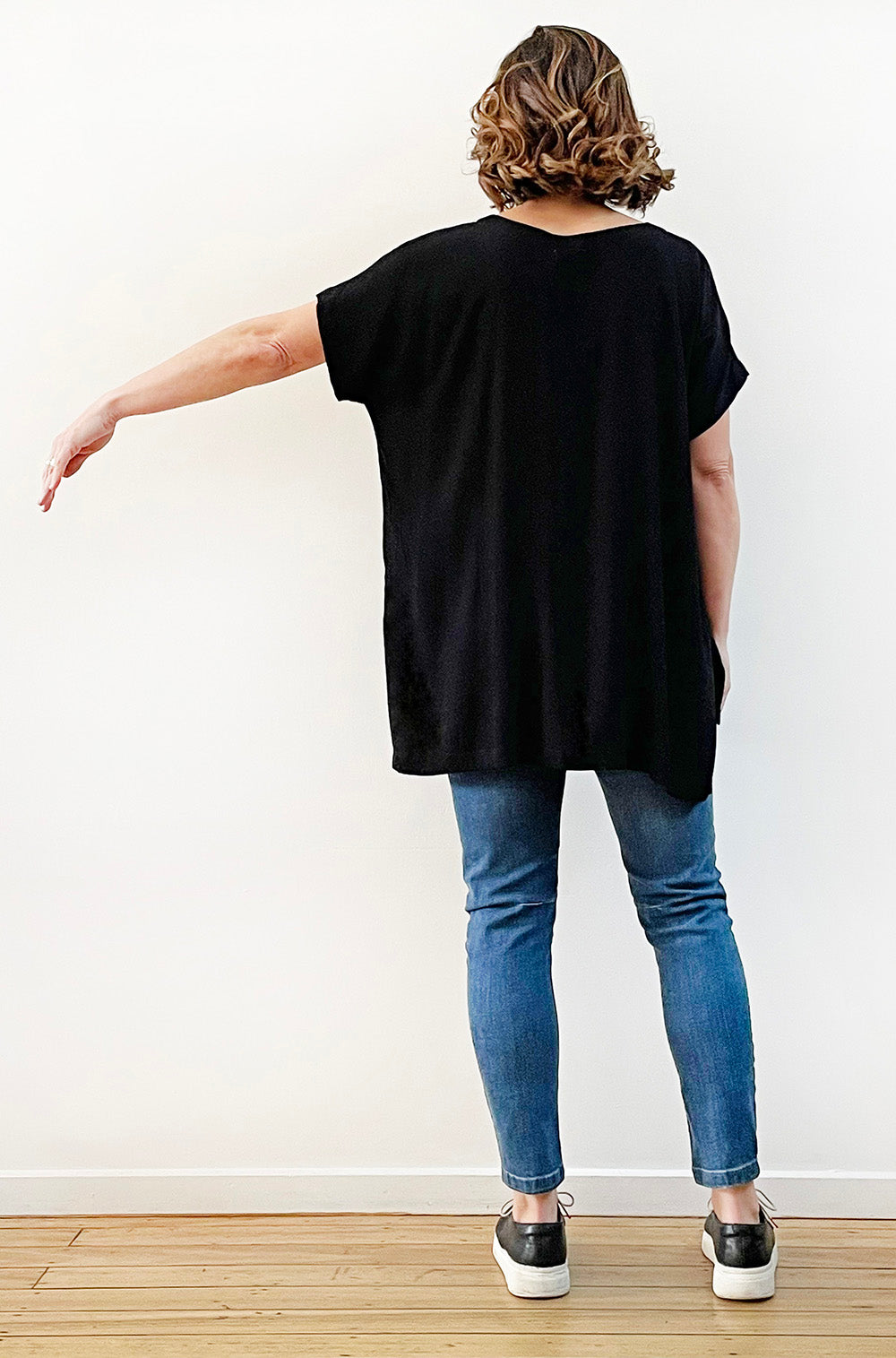 VISCOSE WOVEN TEE BLACK