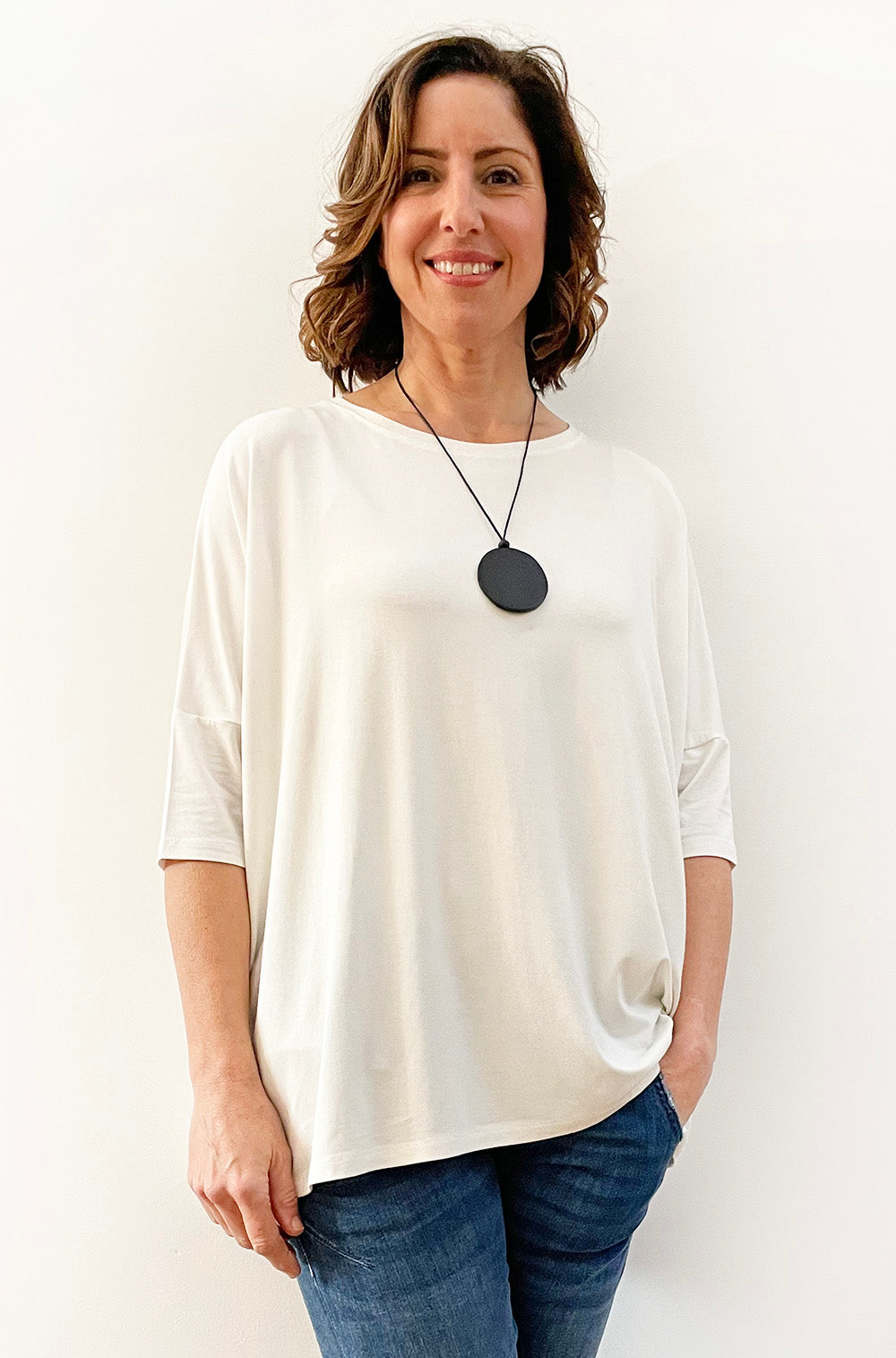 WOODEN DISC NECKLACE BLACK