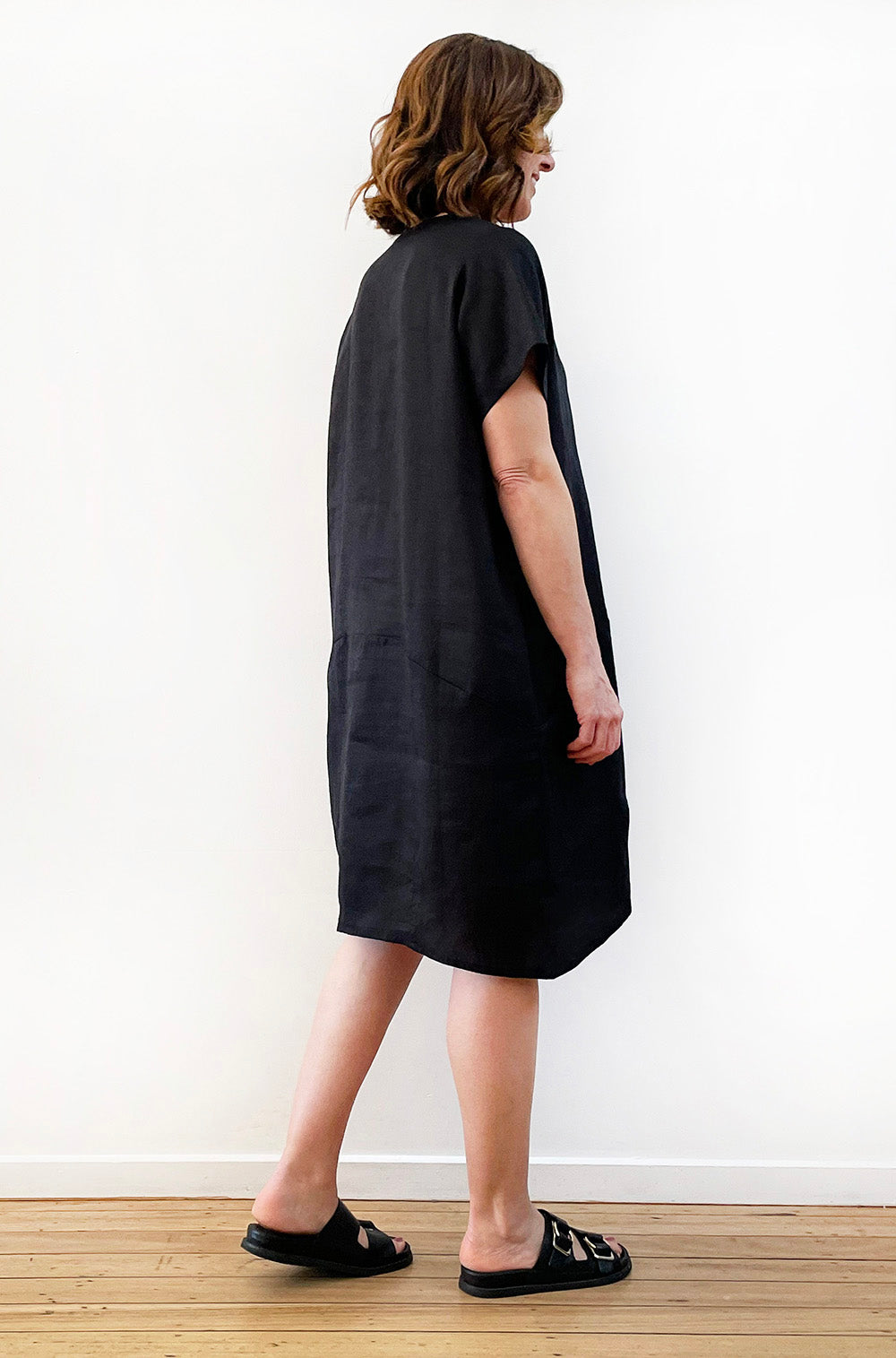 LINEN LANTERN DRESS BLACK