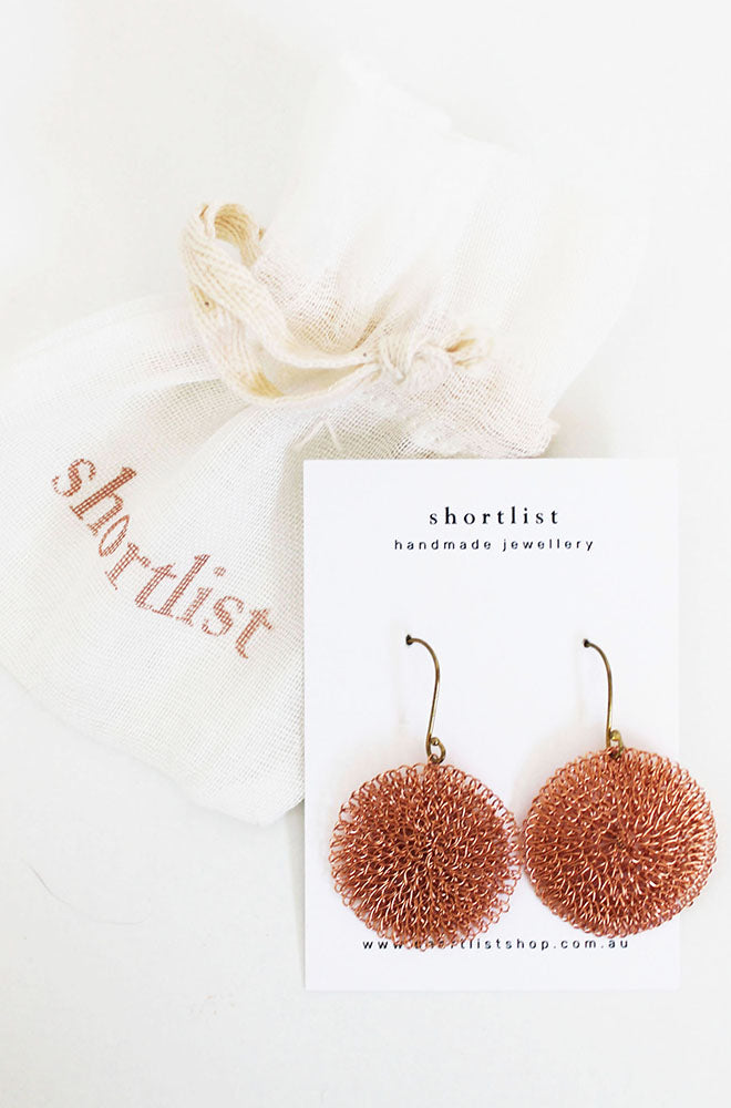 MEDIUM WIRE DISC EARRINGS LIGHT COPPER