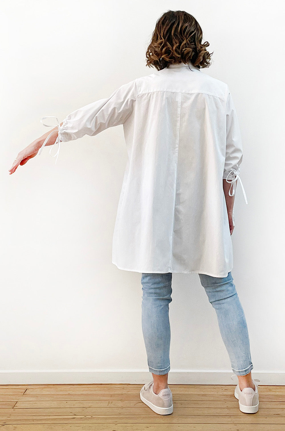 COTTON TIE SLEEVE HI LO SWING SHIRT WHITE