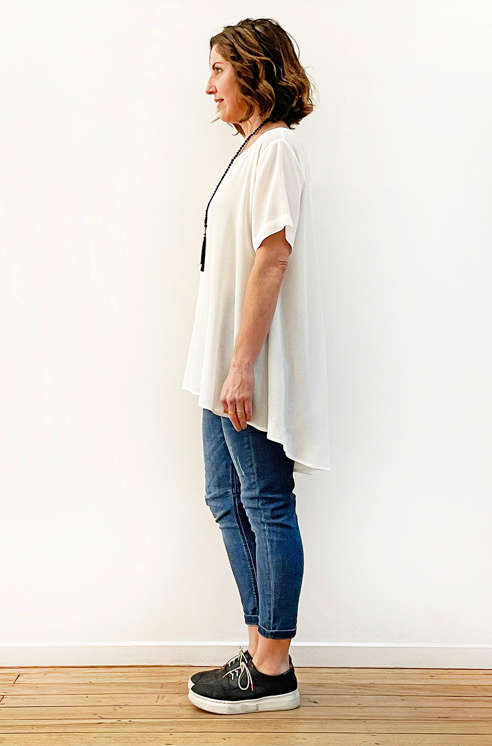 VISCOSE SHORT SLEEVE HI LO TOP IVORY