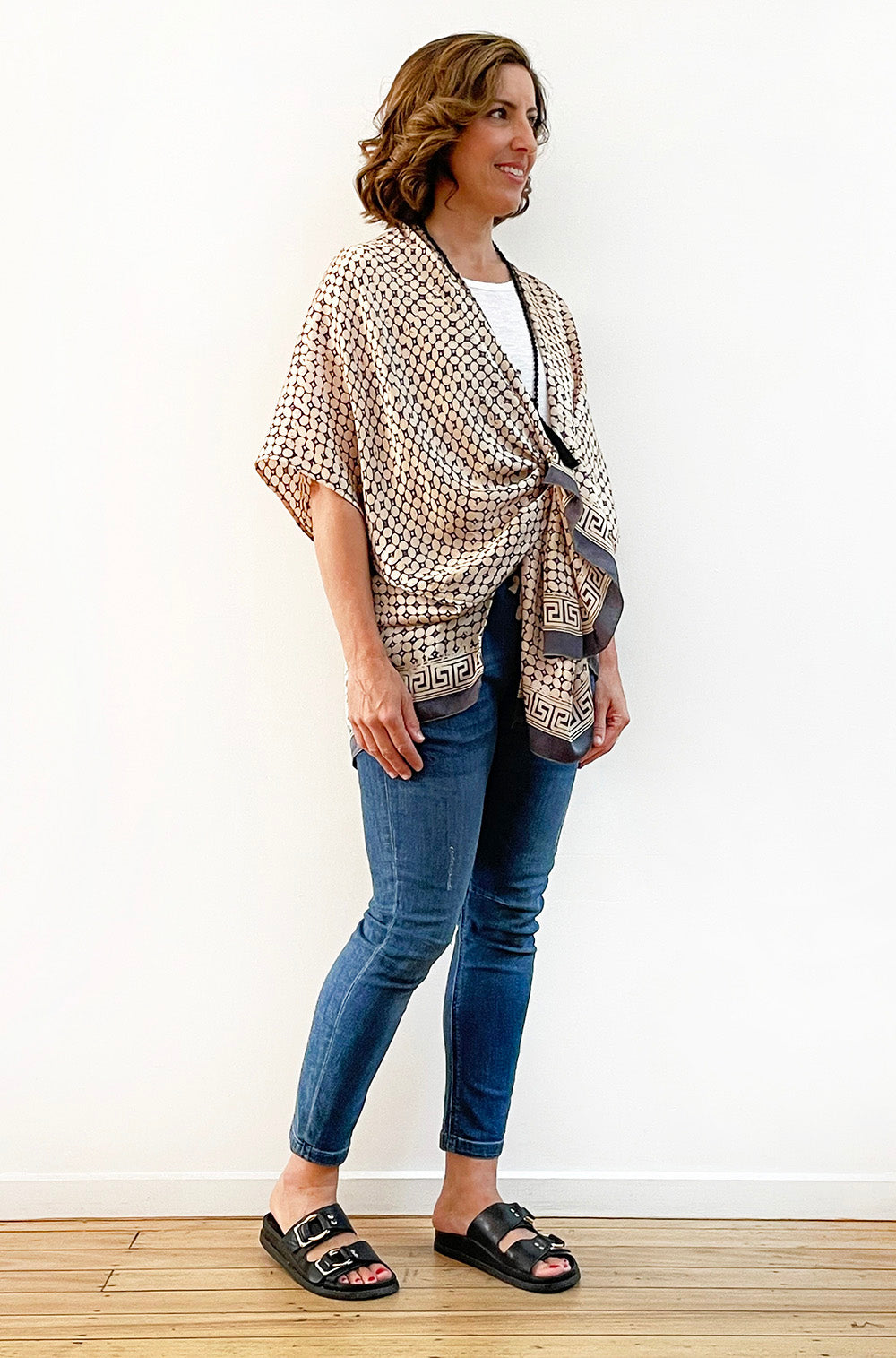 SILK KIMONO IN ECRU AND GREY PRINT