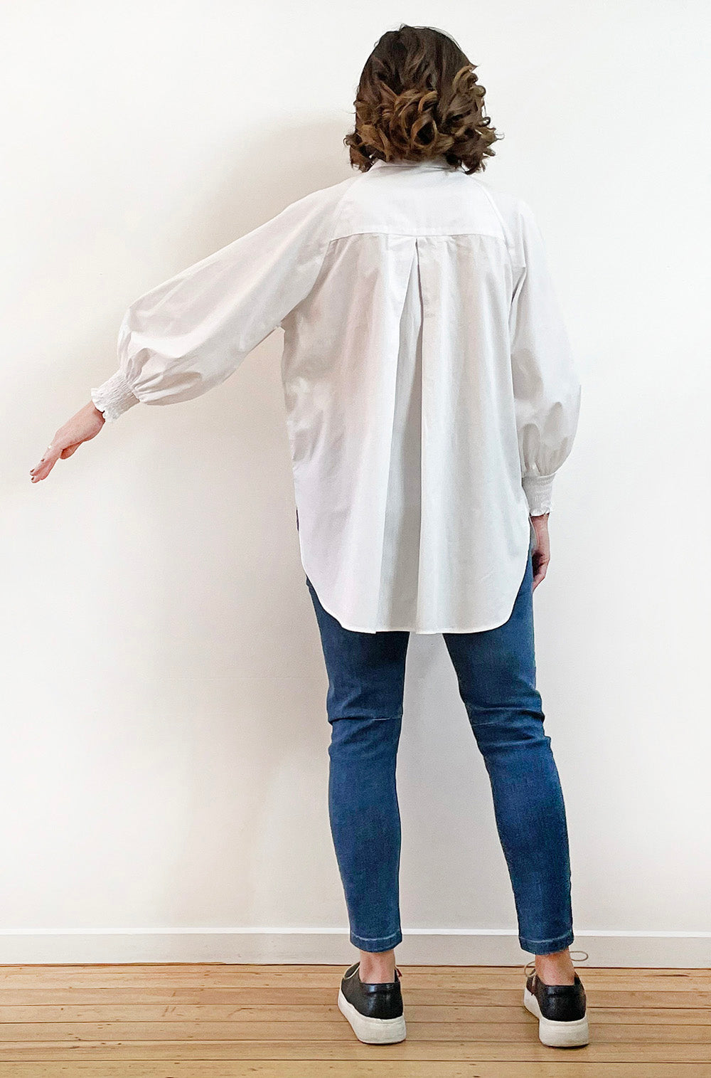 COTTON SHIRRED SLEEVE SHIRT WHITE