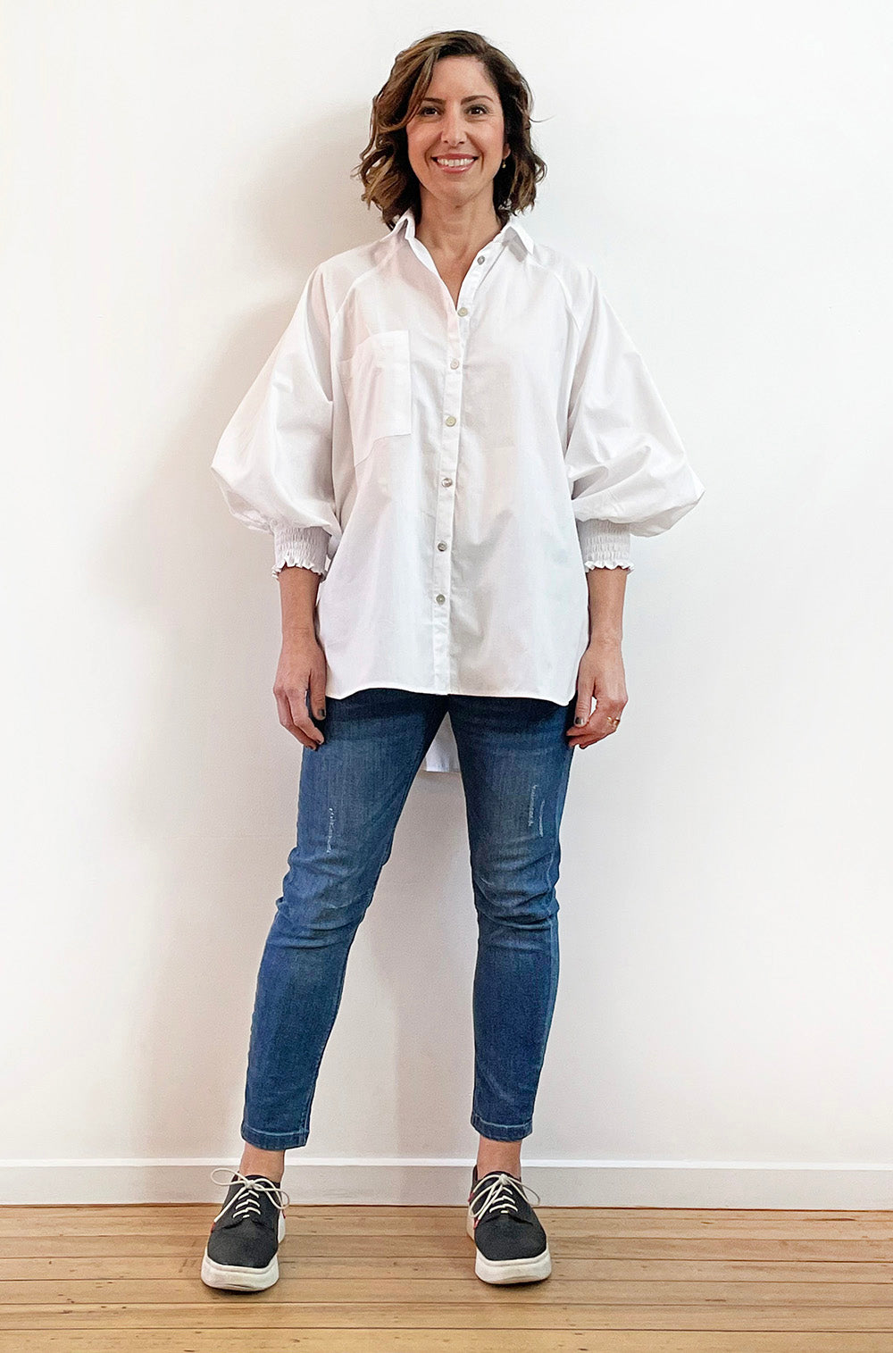 COTTON SHIRRED SLEEVE SHIRT WHITE