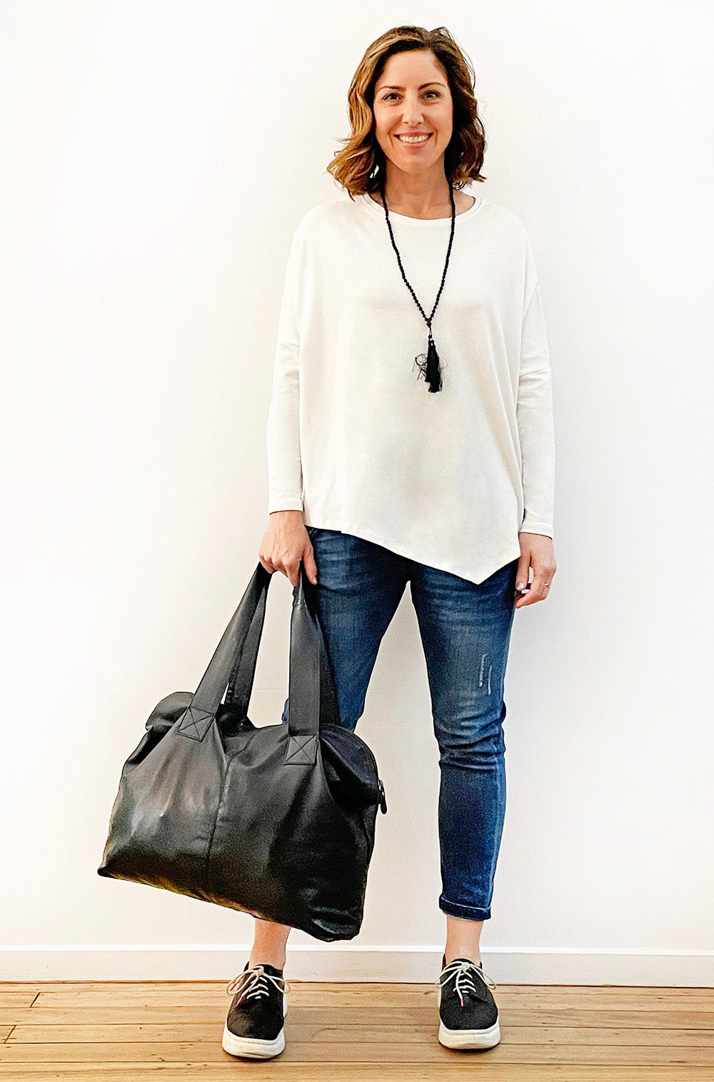 LEATHER JETSET BAG BLACK