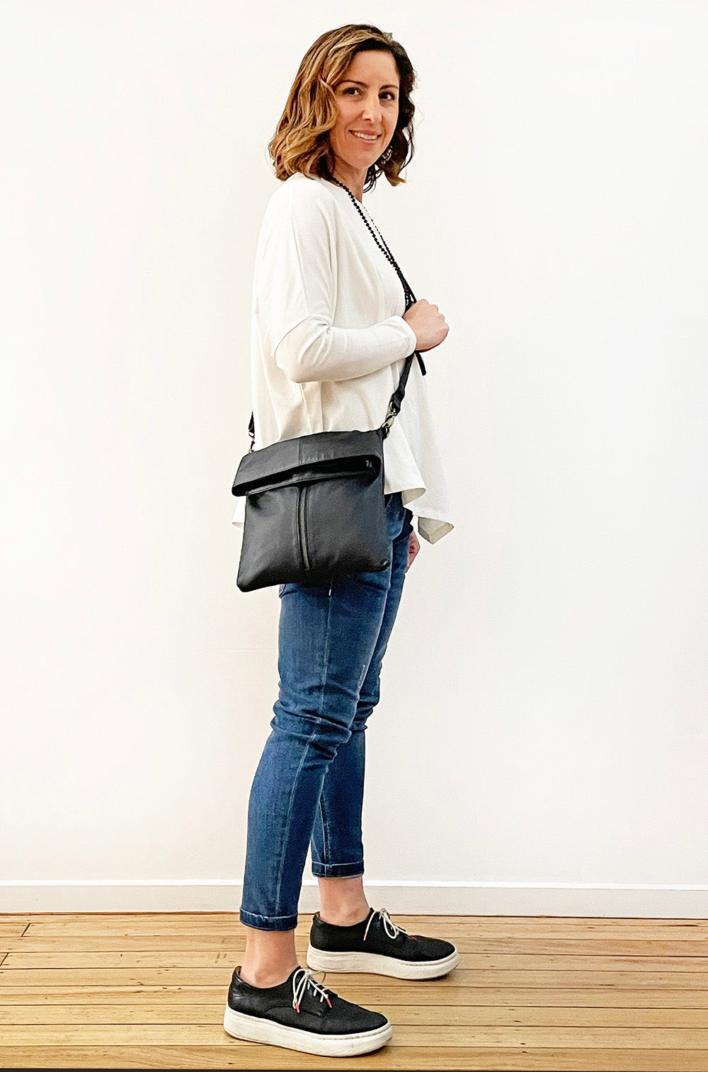 LEATHER FOLD OVER BAG BLACK