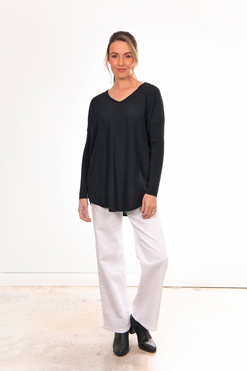 BRIDGE & LORD MERINO CASHMERE RELAXED V-NECK BLACK