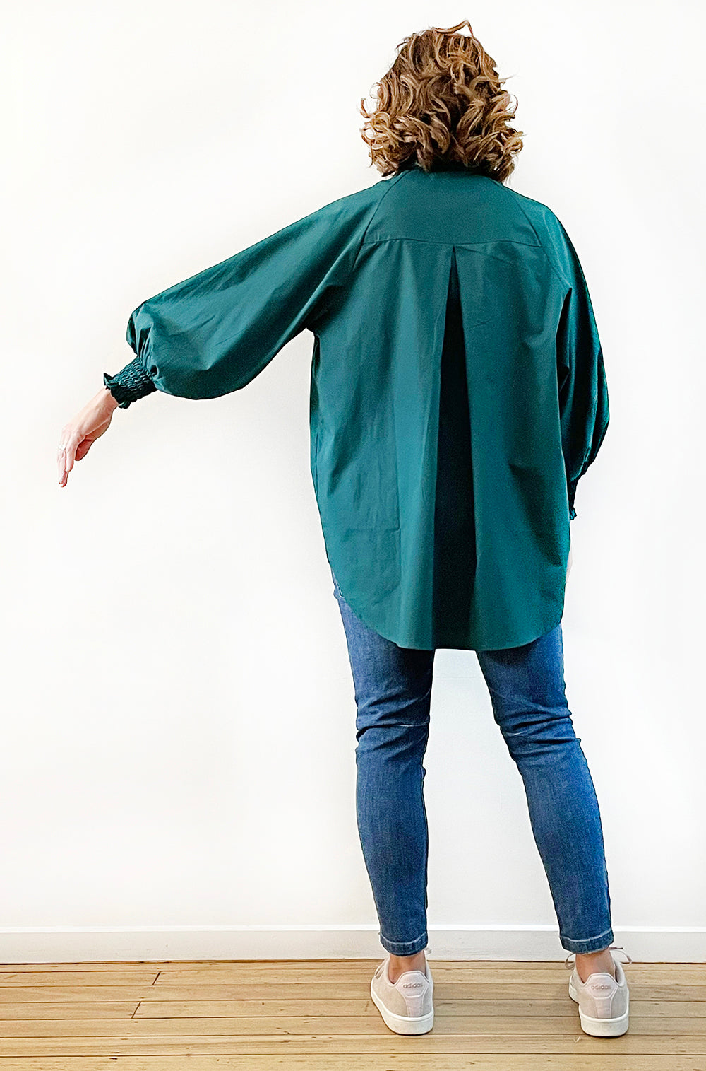 COTTON SHIRRED SLEEVE SHIRT DEEP GREEN