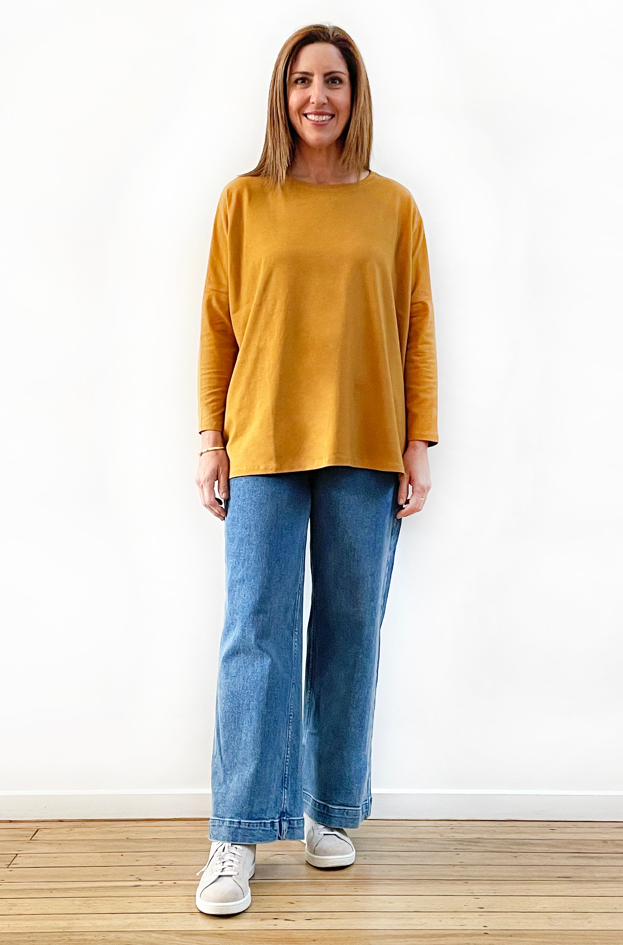 BAMBOO/ORGANIC COTTON LONG SLEEVE CURVED HEM BOX TOP MARIGOLD