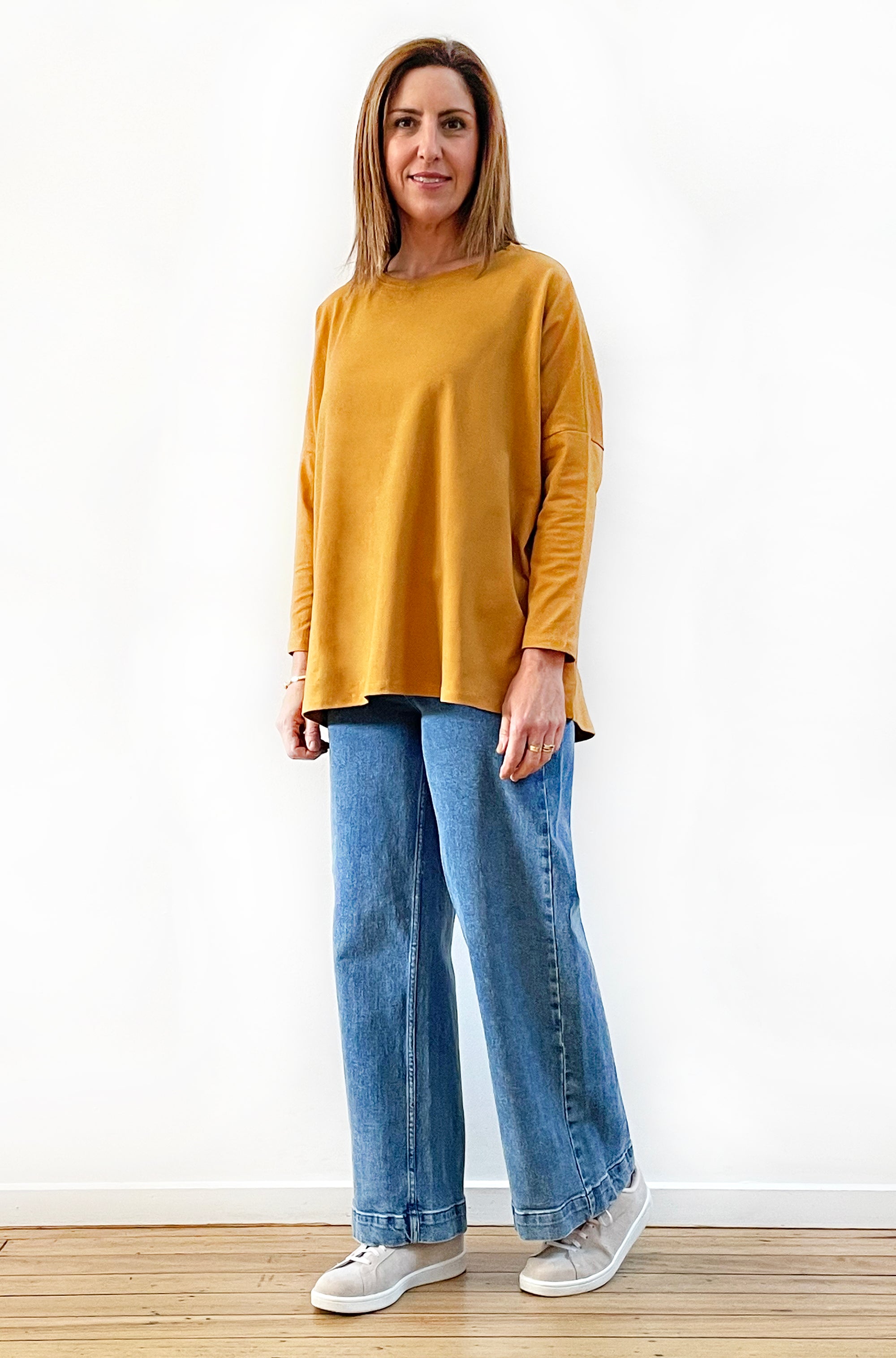 BAMBOO/ORGANIC COTTON LONG SLEEVE CURVED HEM BOX TOP MARIGOLD