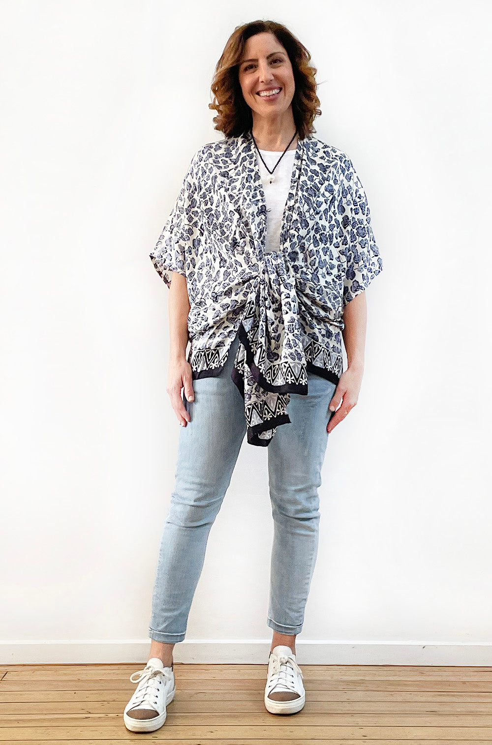 SILK KIMONO IN BLUE LEAF PRINT