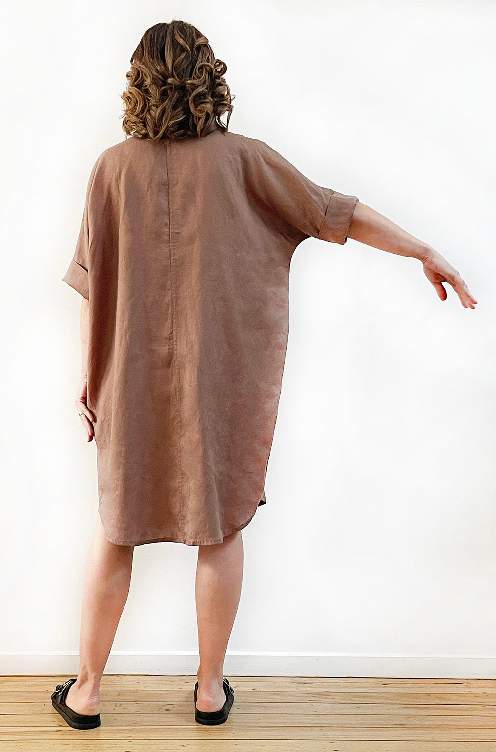 LINEN RELAXED SHIRT DRESS MOCHA