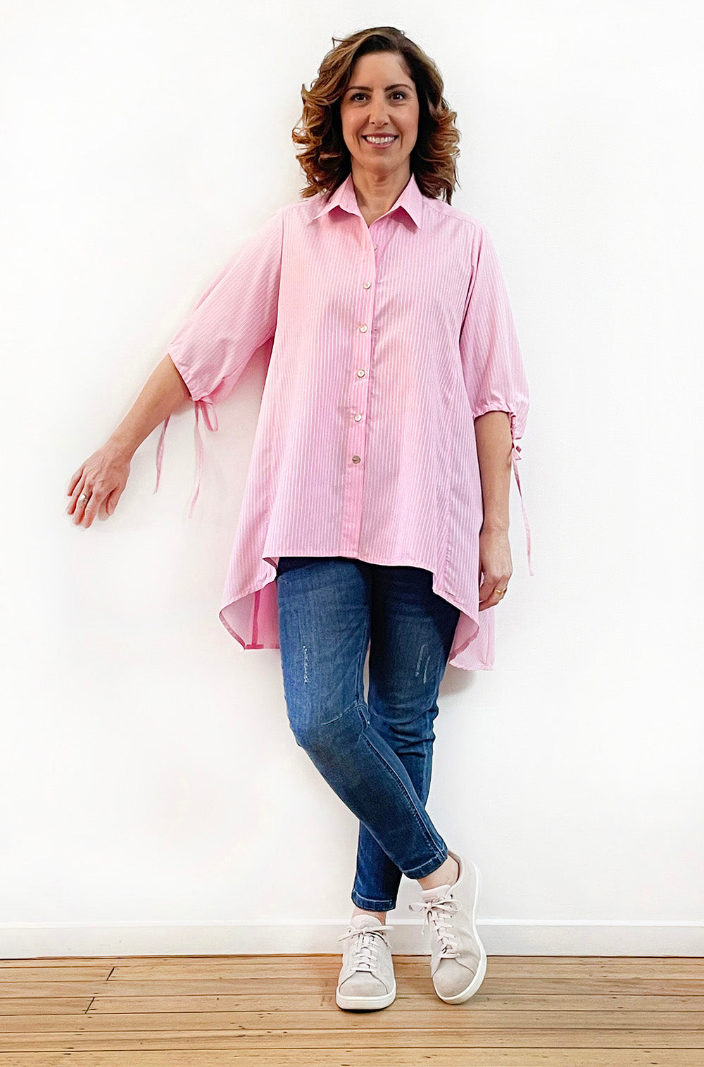 COTTON TIE SLEEVE HI LO SWING SHIRT PINK STRIPE