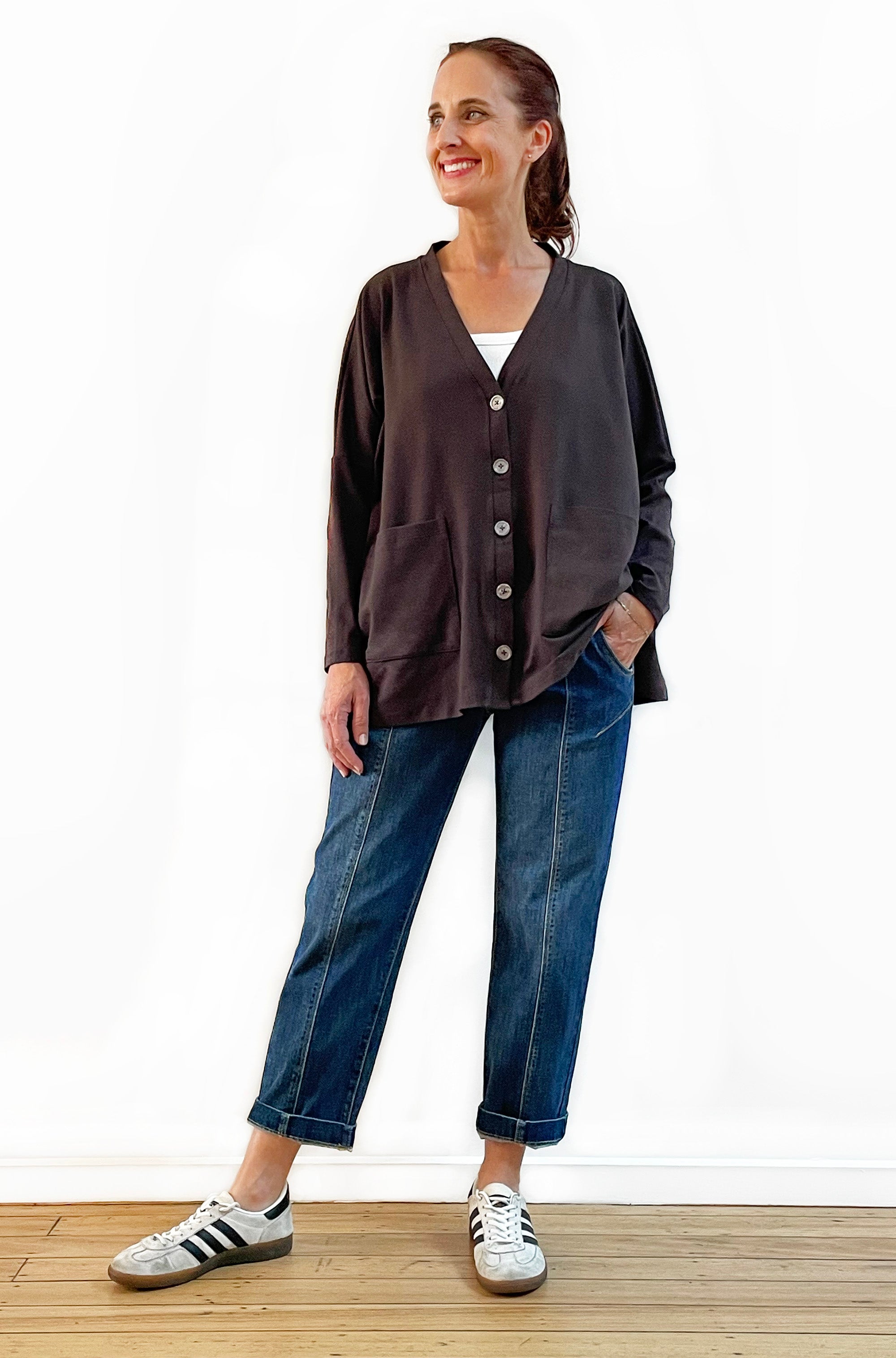 BAMBOO/ORGANIC COTTON BUTTON THRU CARDI CHOCOLATE